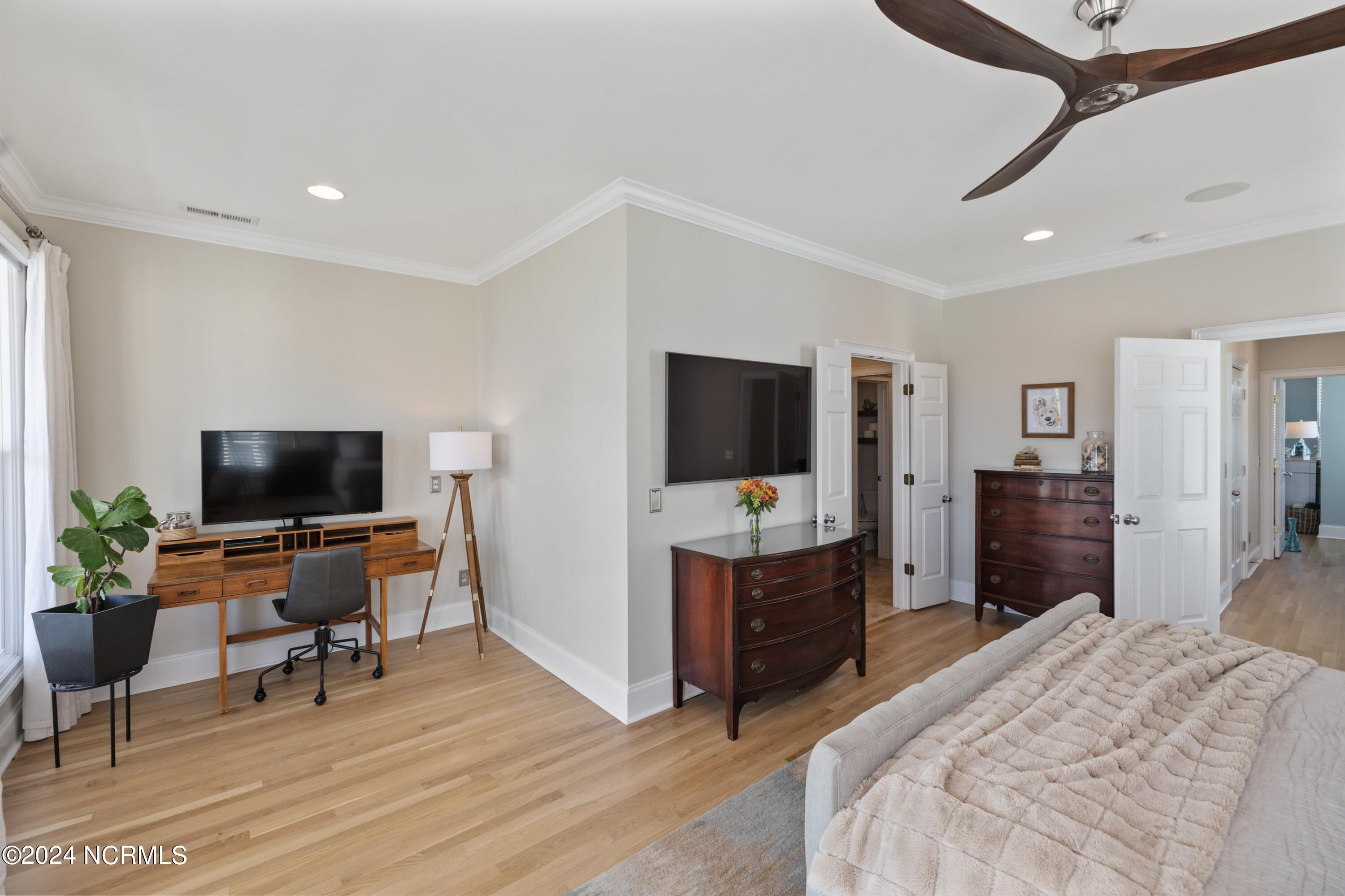 1528 Island Marina Drive