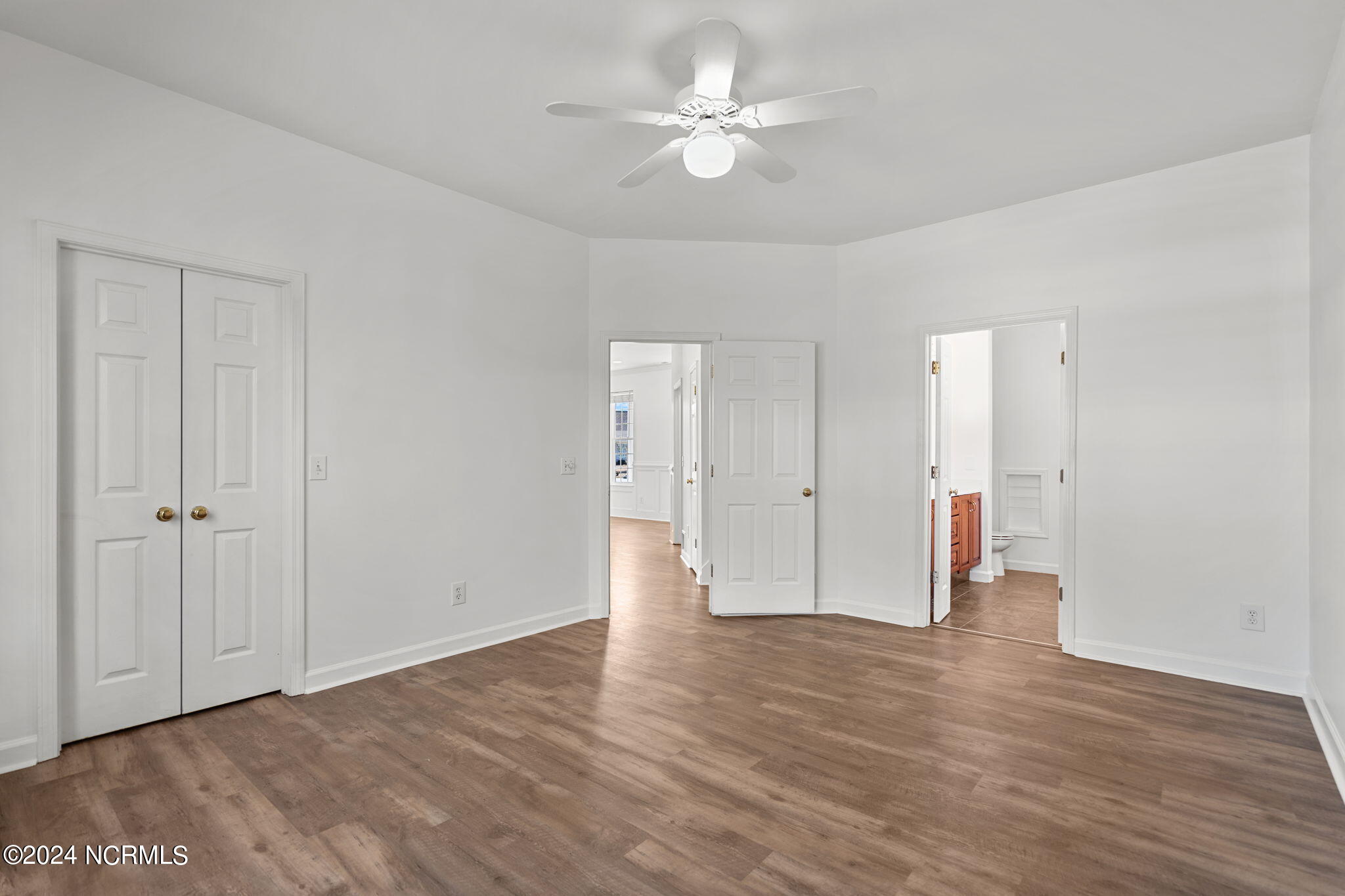 6113 Sentry Oaks Drive