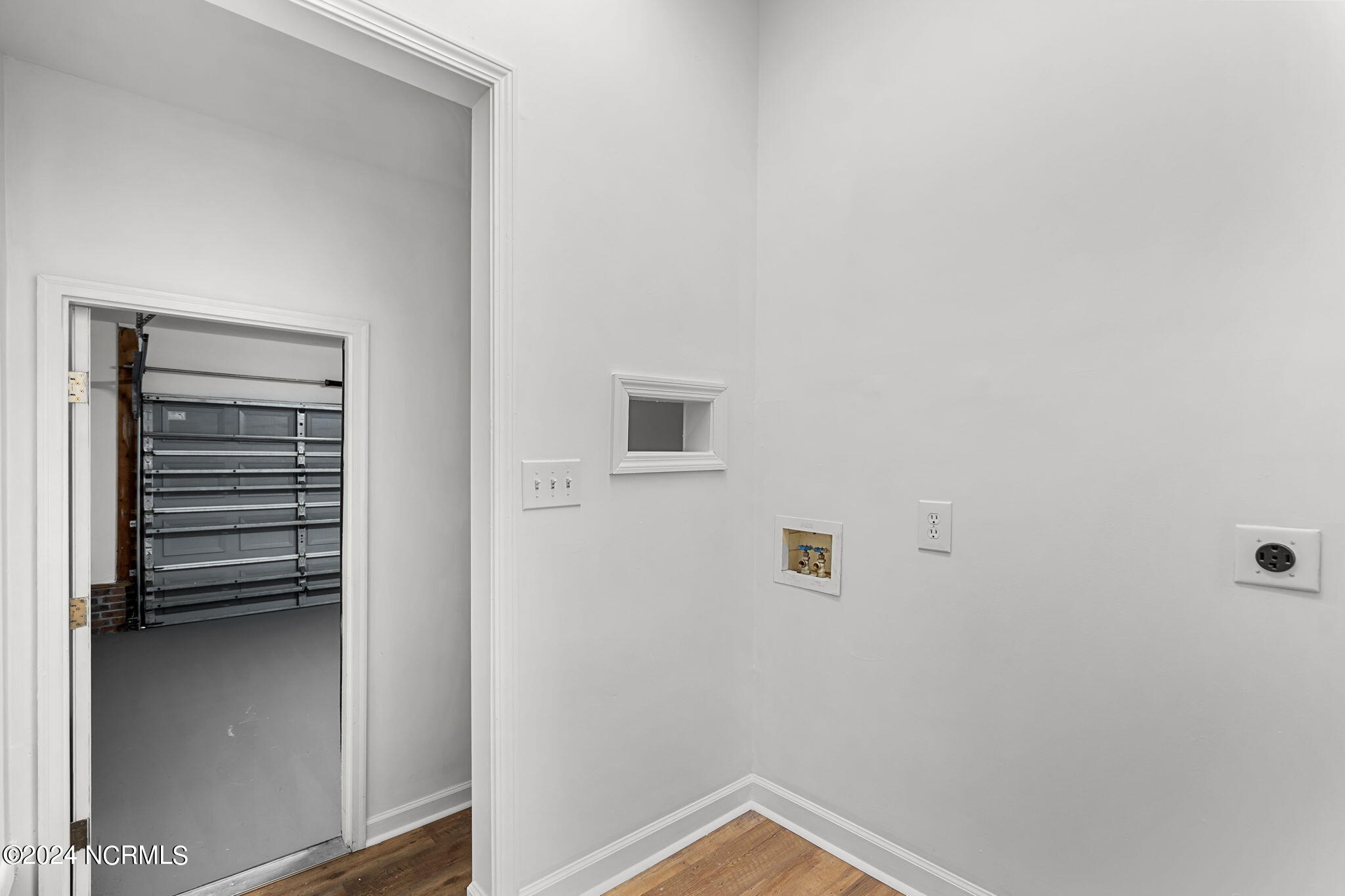 6113 Sentry Oaks Drive