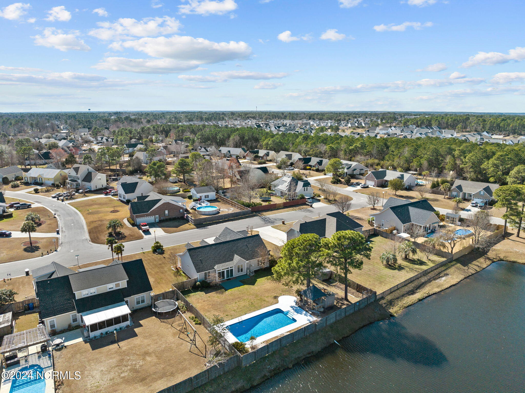 6113 Sentry Oaks Drive