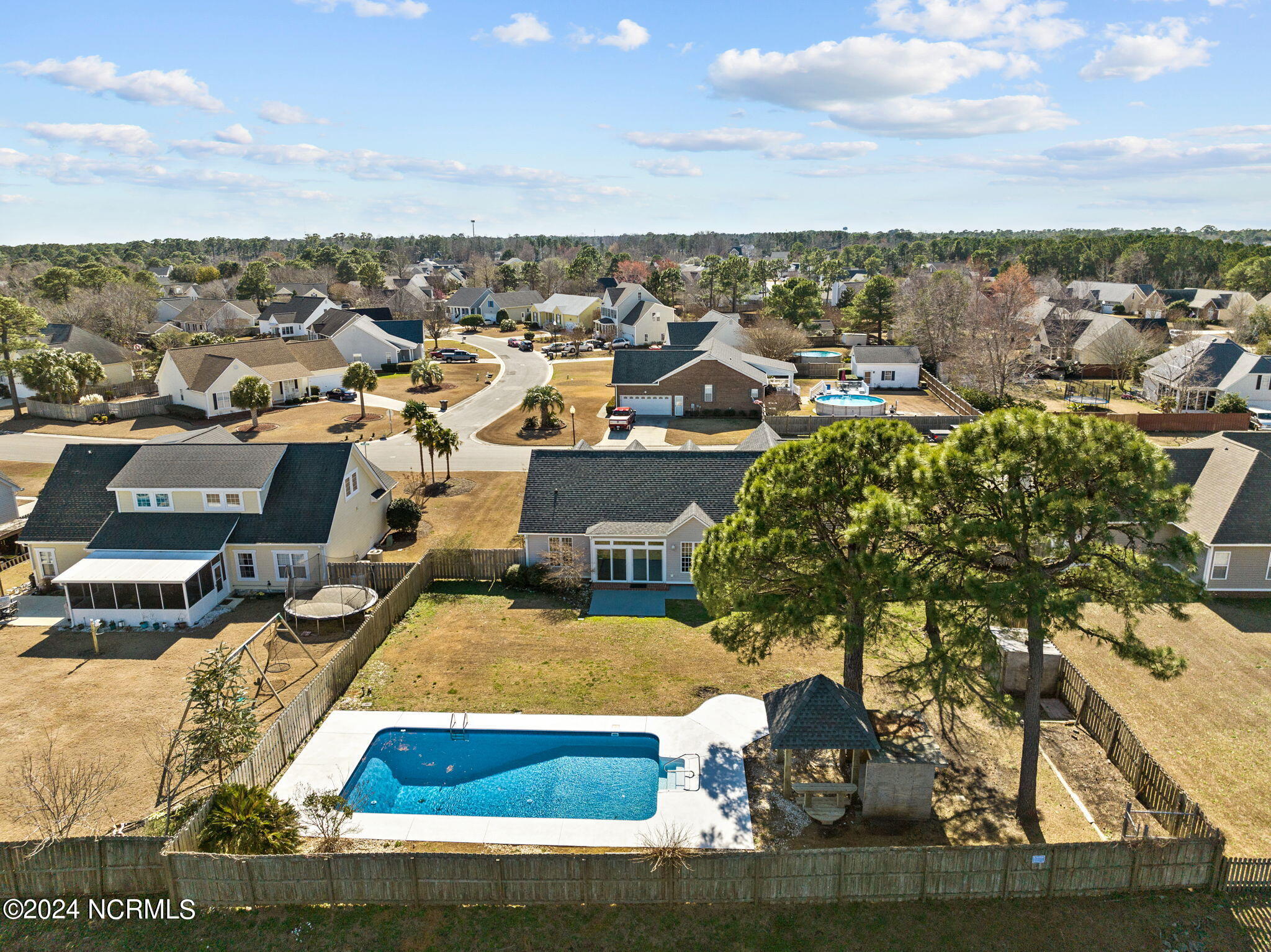 6113 Sentry Oaks Drive