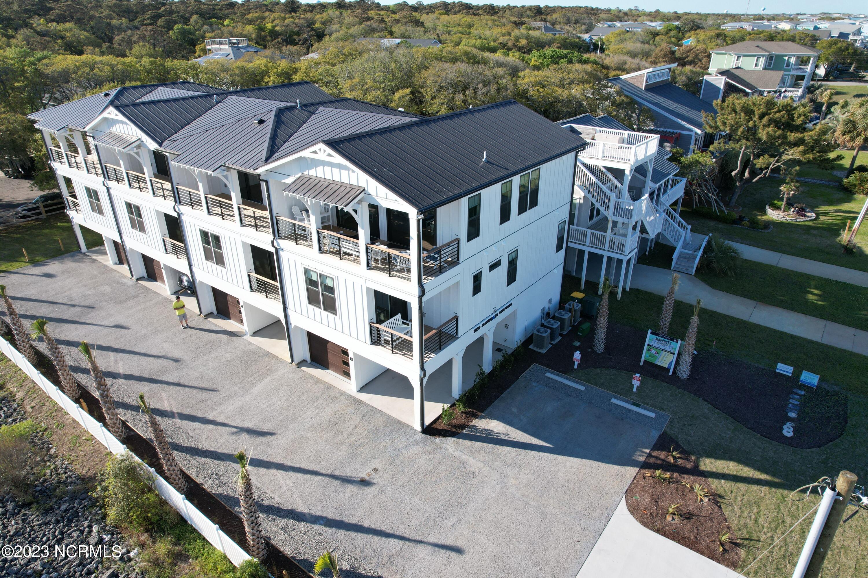 1038 Fort Fisher Boulevard S Unit B