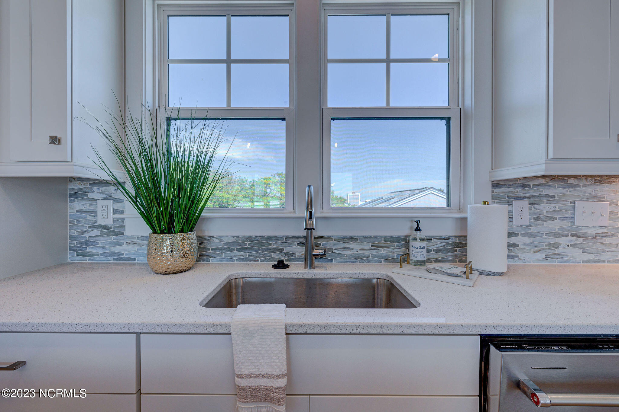 1038 Fort Fisher Boulevard S Unit B