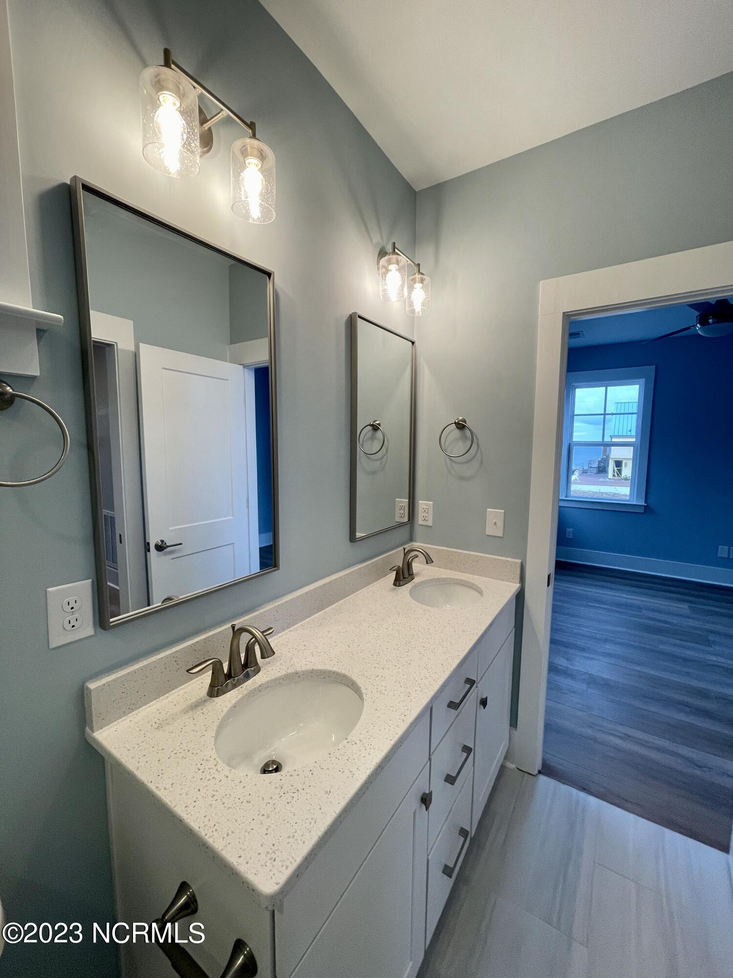 1038 Fort Fisher Boulevard S Unit B