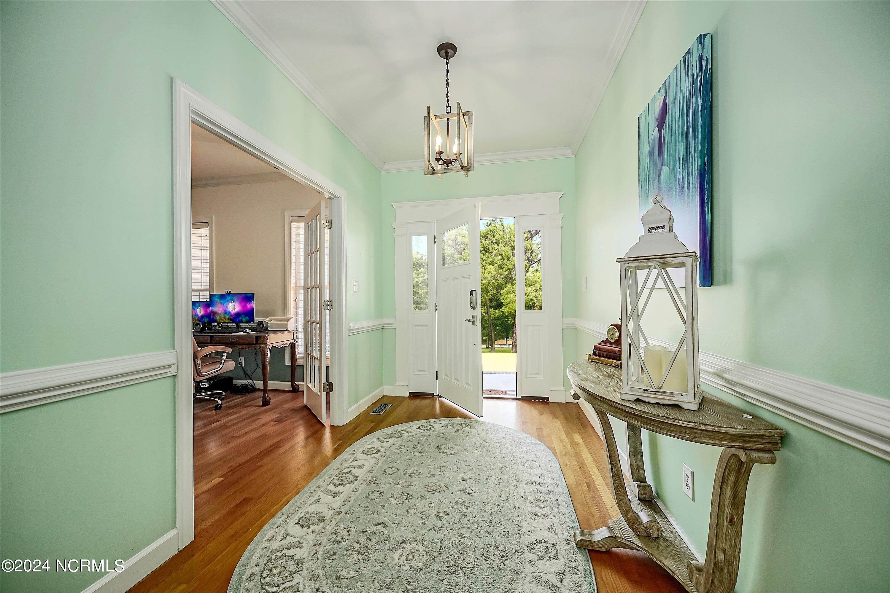 201 Golf Terrace Court