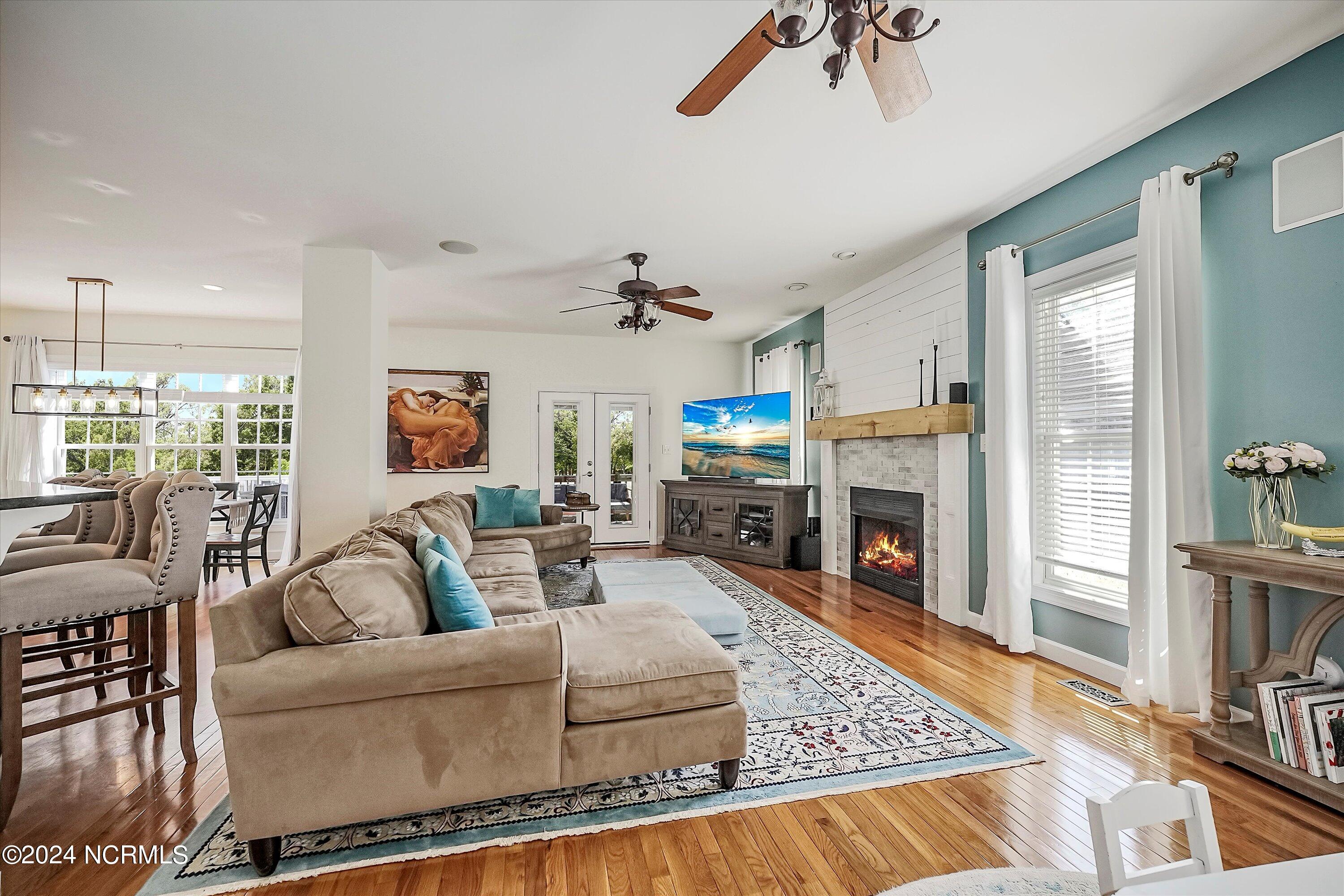 201 Golf Terrace Court