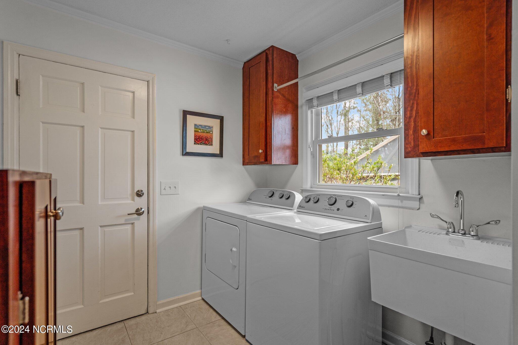 3507 Kirby Smith Drive