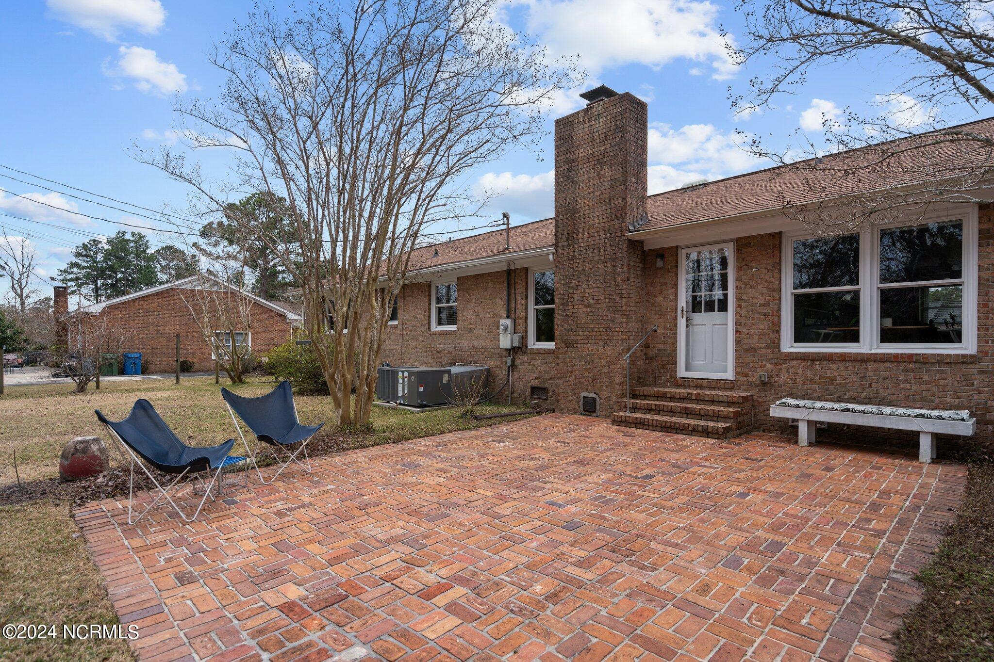 3507 Kirby Smith Drive