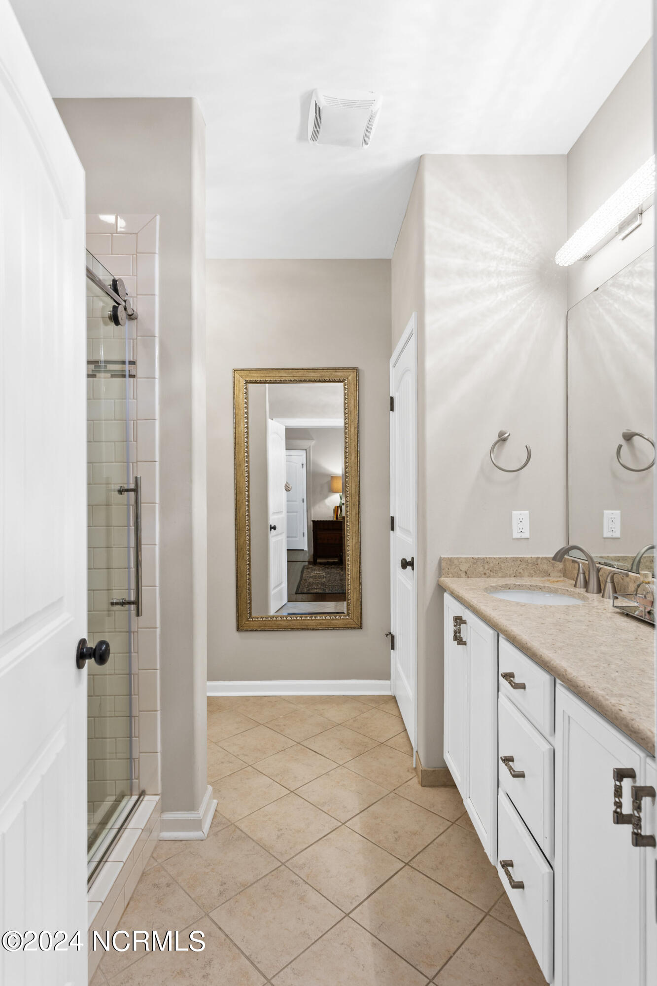 4906 Glennburn Court