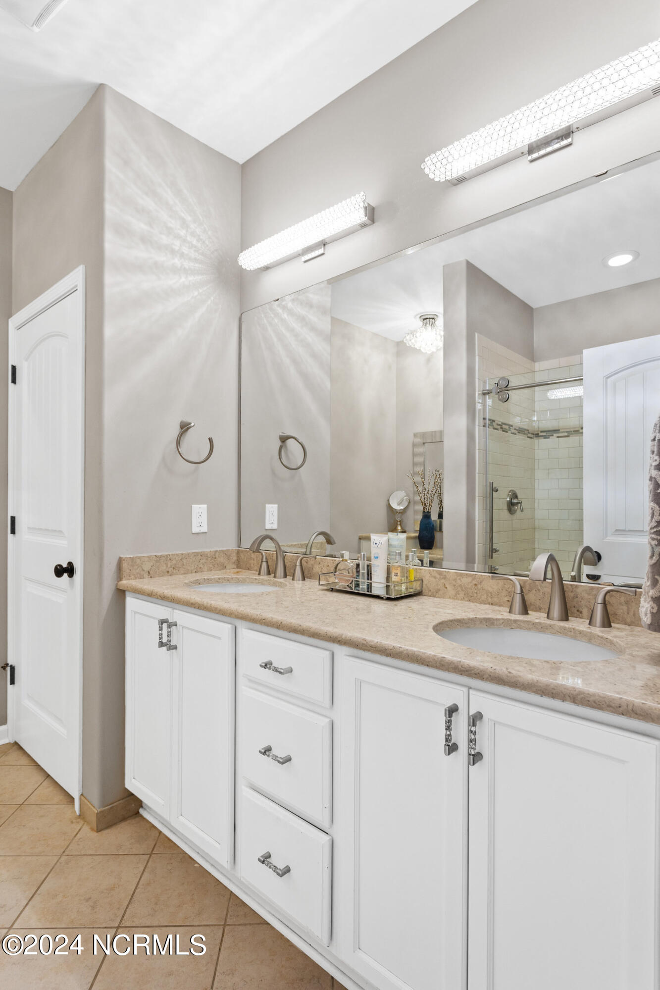 4906 Glennburn Court