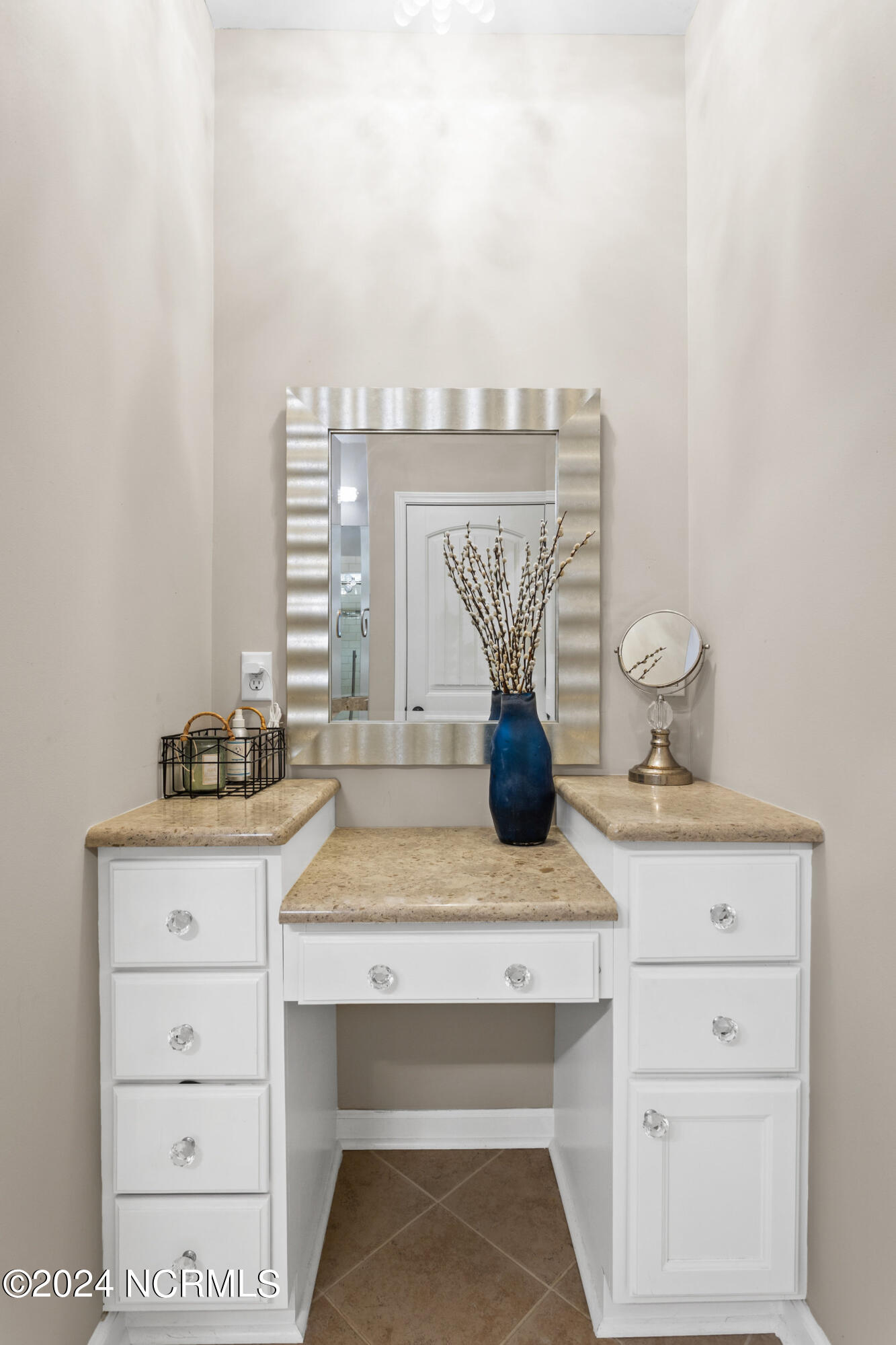 4906 Glennburn Court