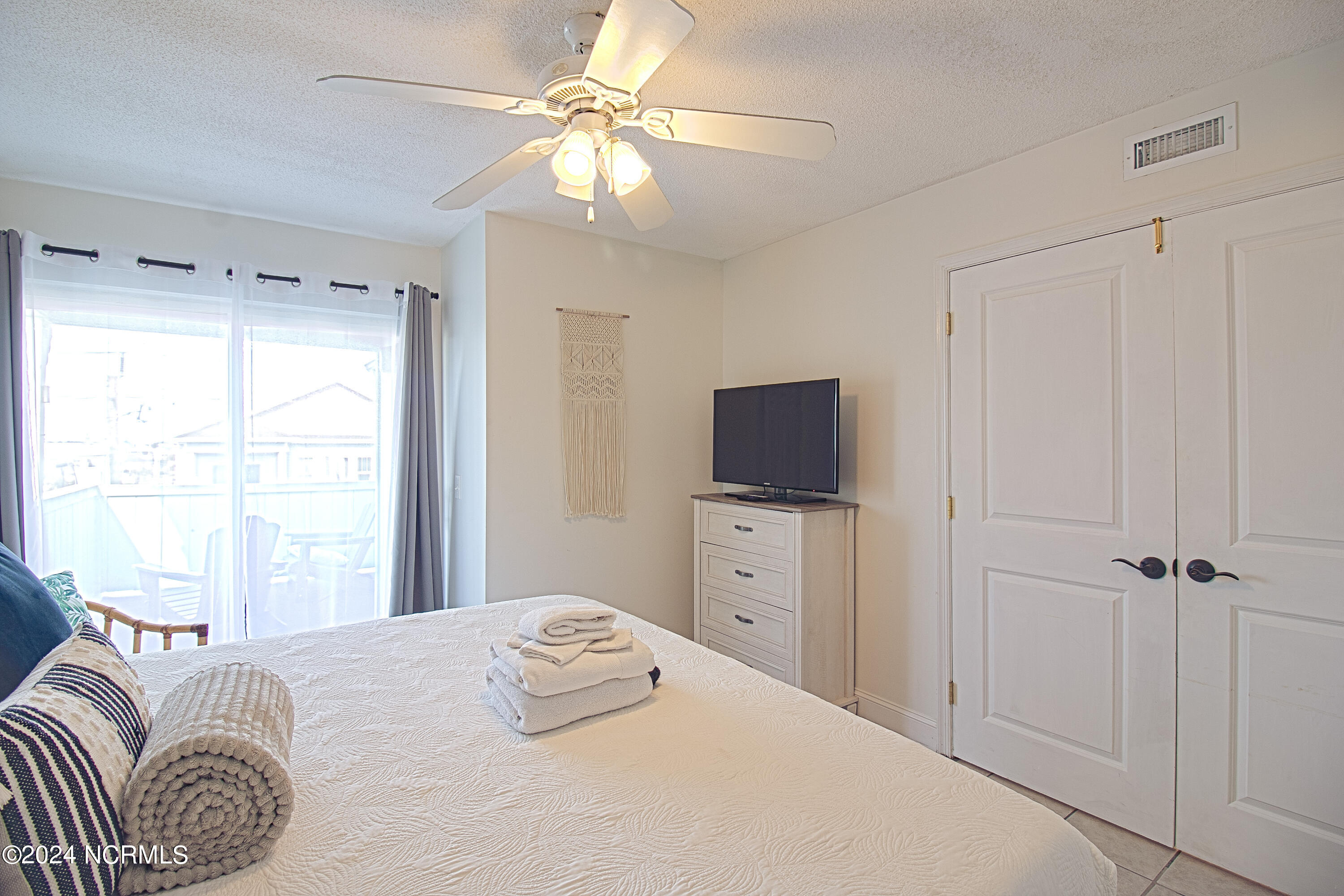 1518 Carolina Beach Avenue N D-12