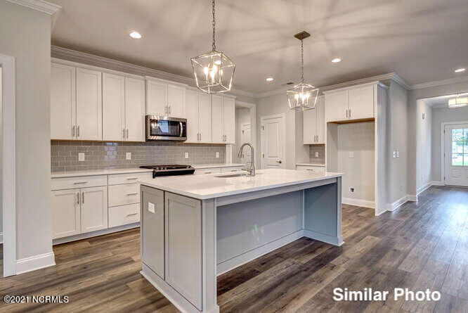 2822 Longleaf Pine Circle