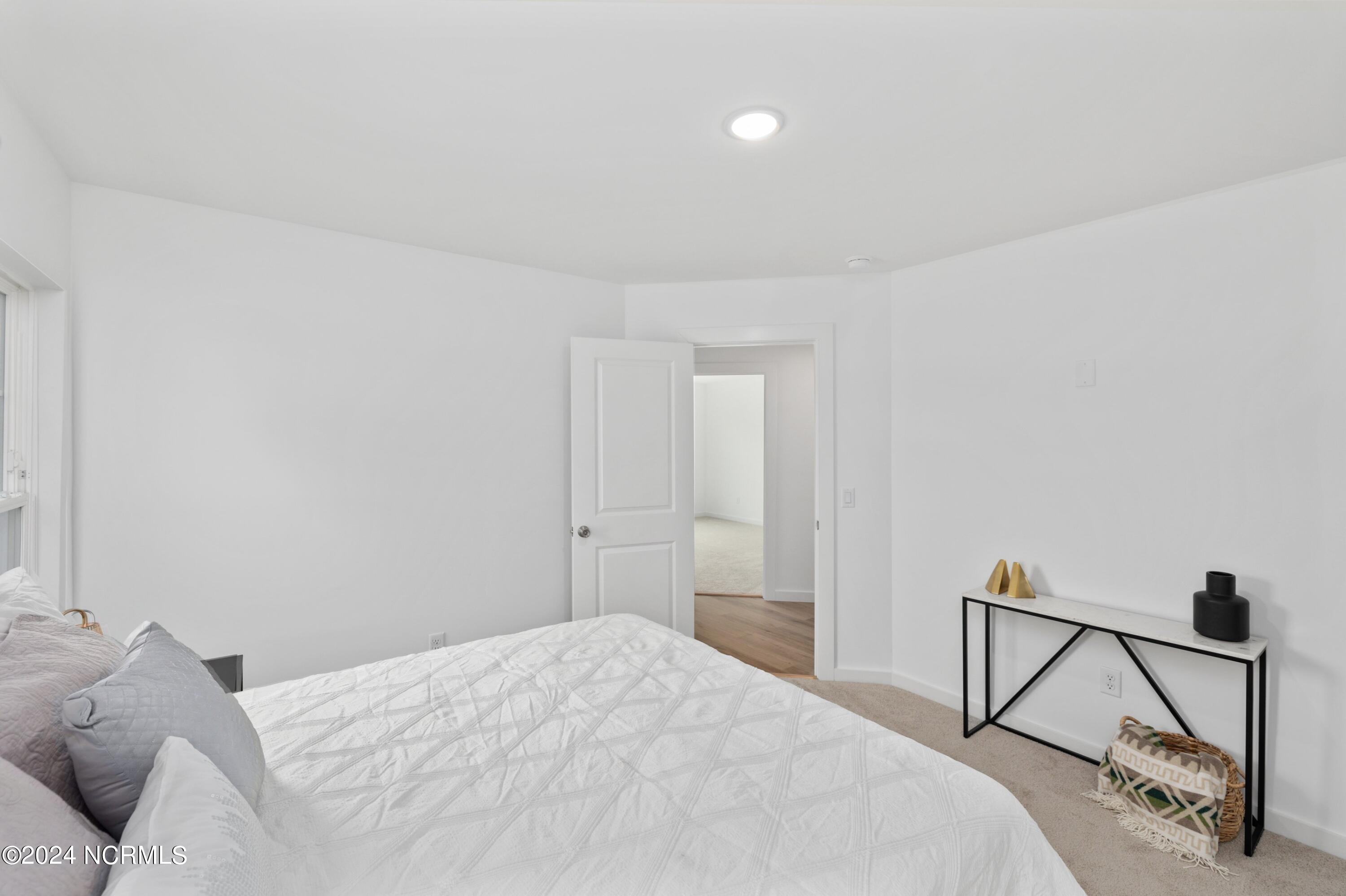 913 Edna Fields Drive