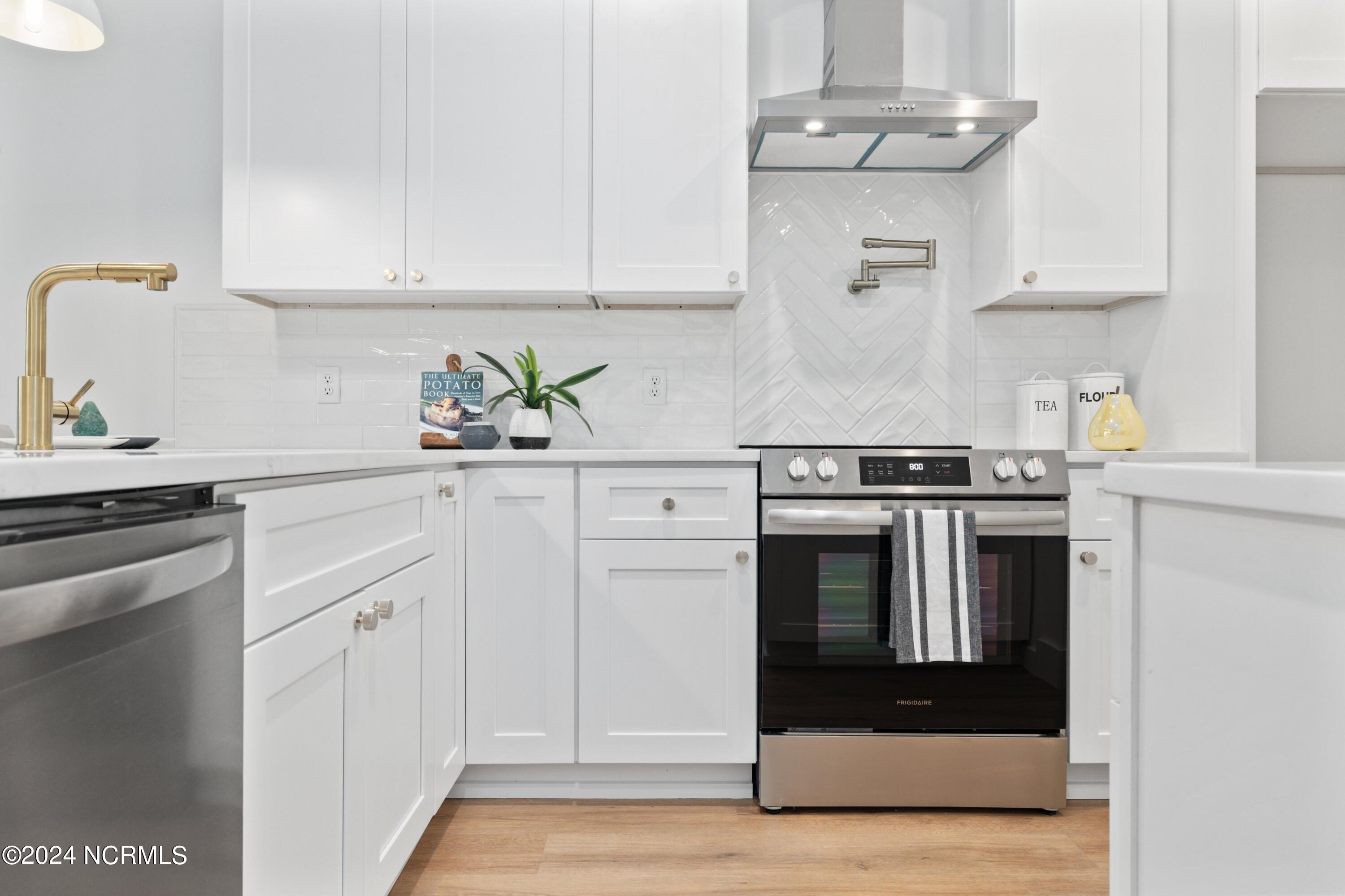 913 Edna Fields Drive