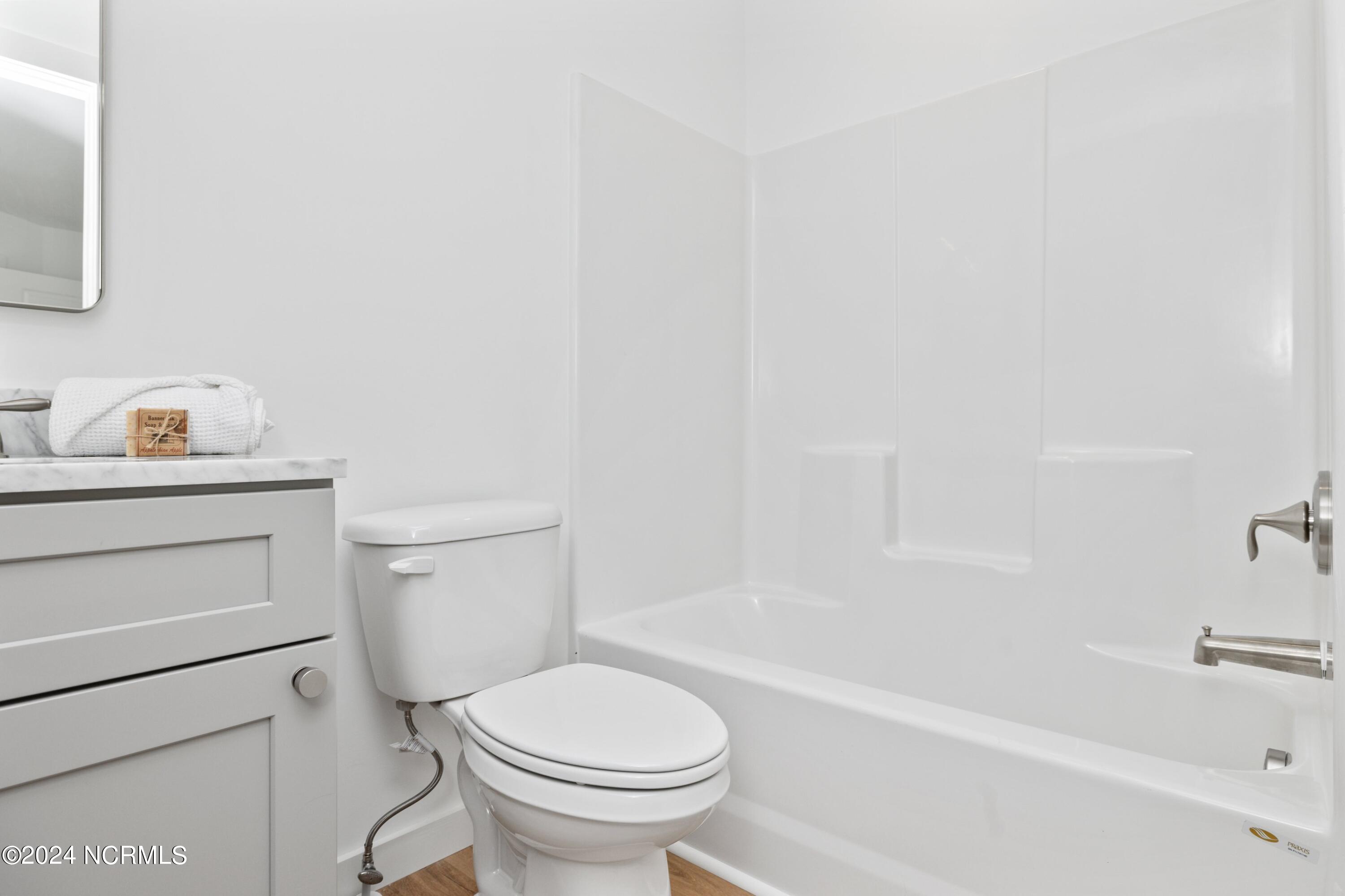 913 Edna Fields Drive