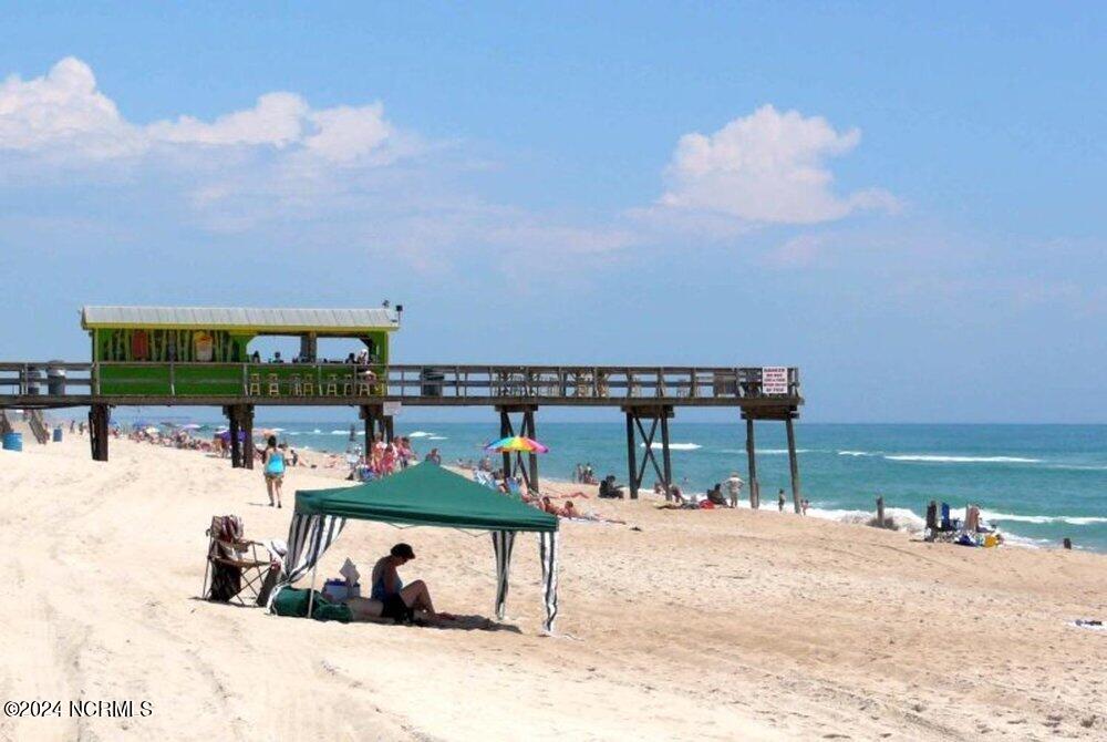 802 Carolina Beach Avenue S