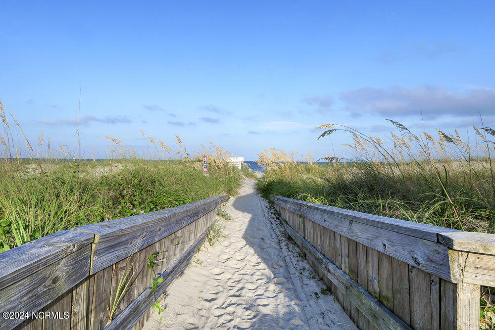 802 Carolina Beach Avenue S