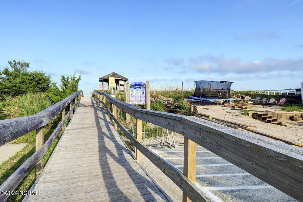 802 Carolina Beach Avenue S