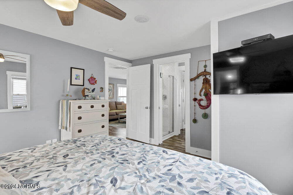 802 Carolina Beach Avenue S