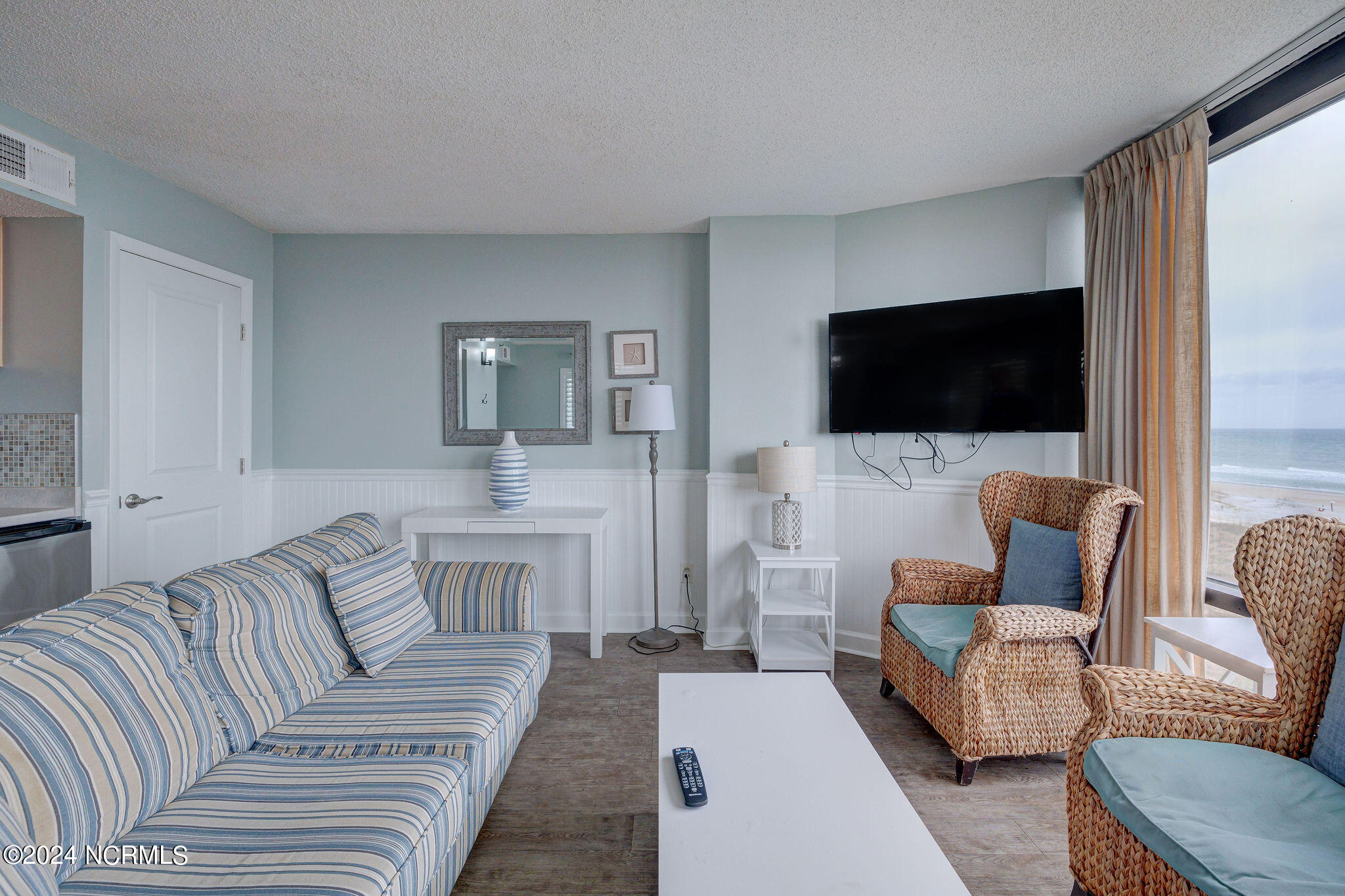 2700 N Lumina Avenue N Unit 410