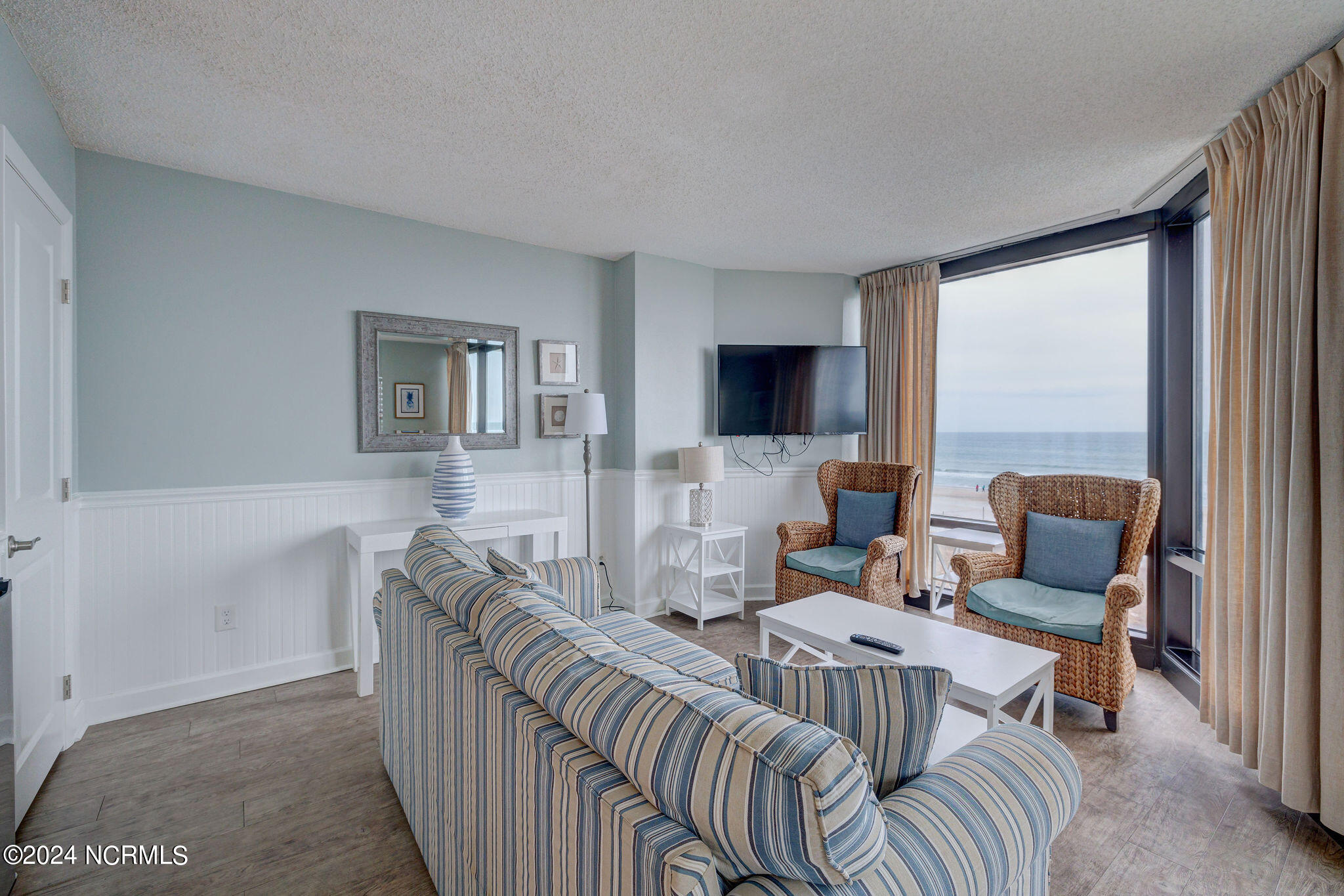 2700 N Lumina Avenue N Unit 410