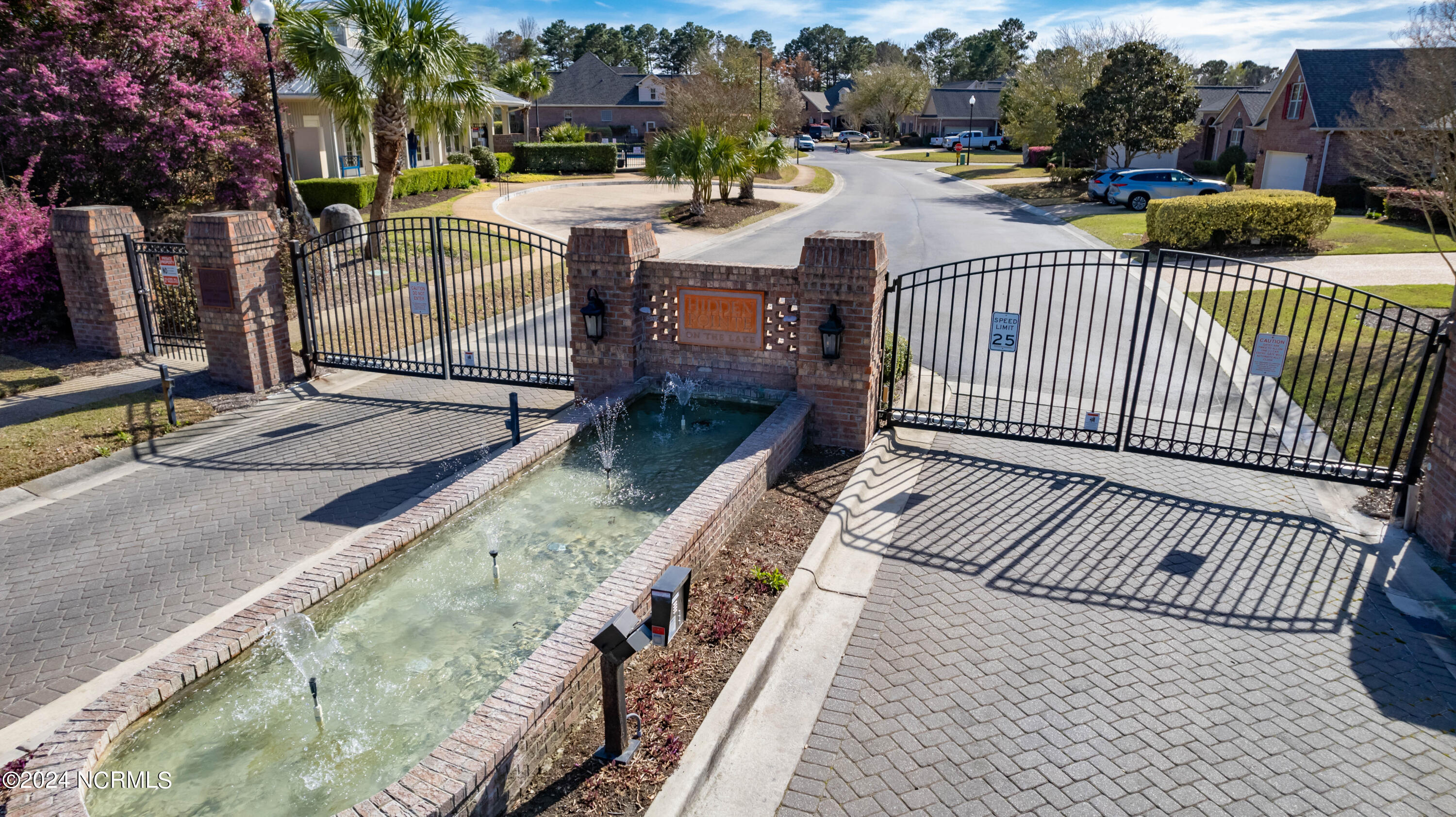 2613 Baypointe Cove