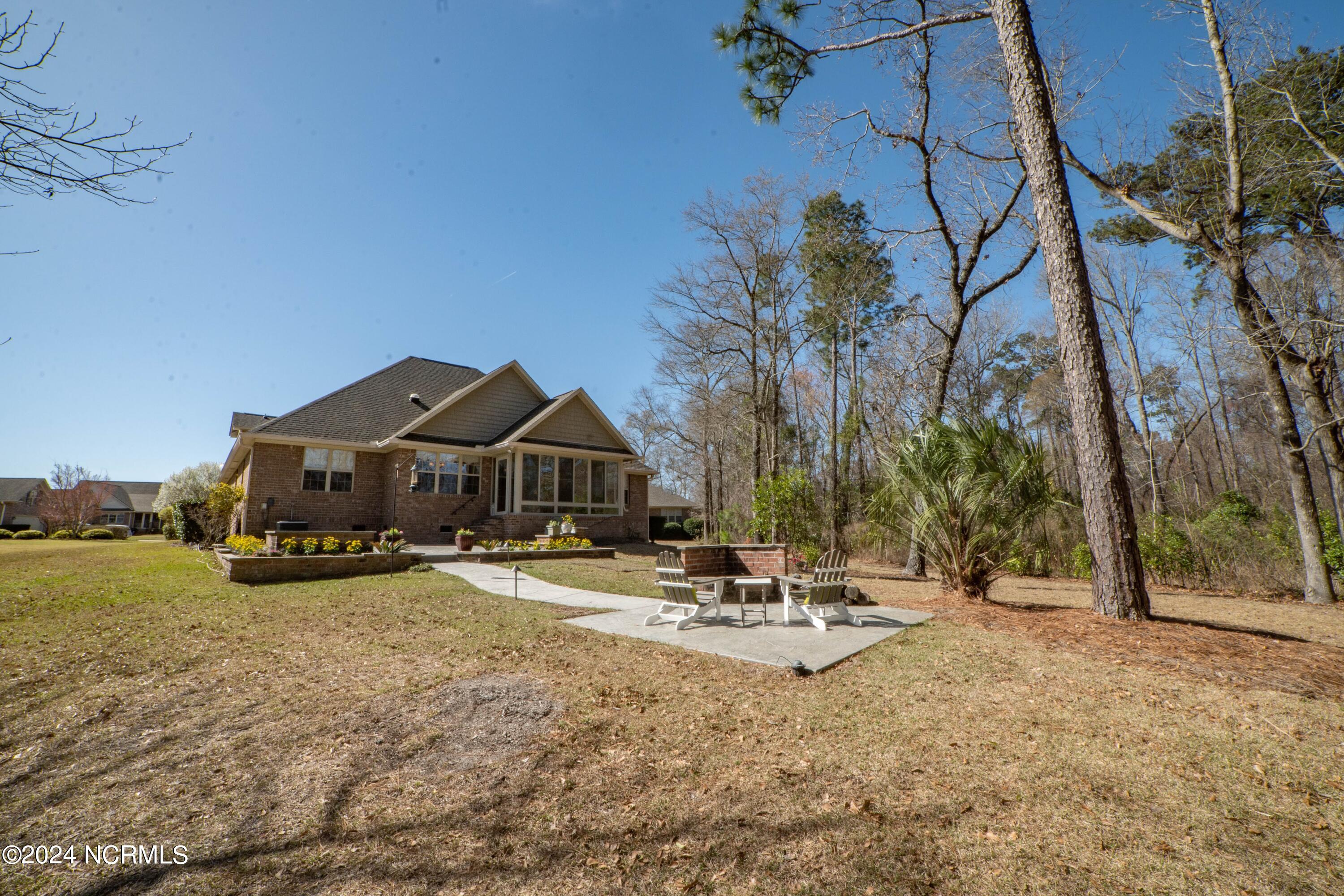 2613 Baypointe Cove