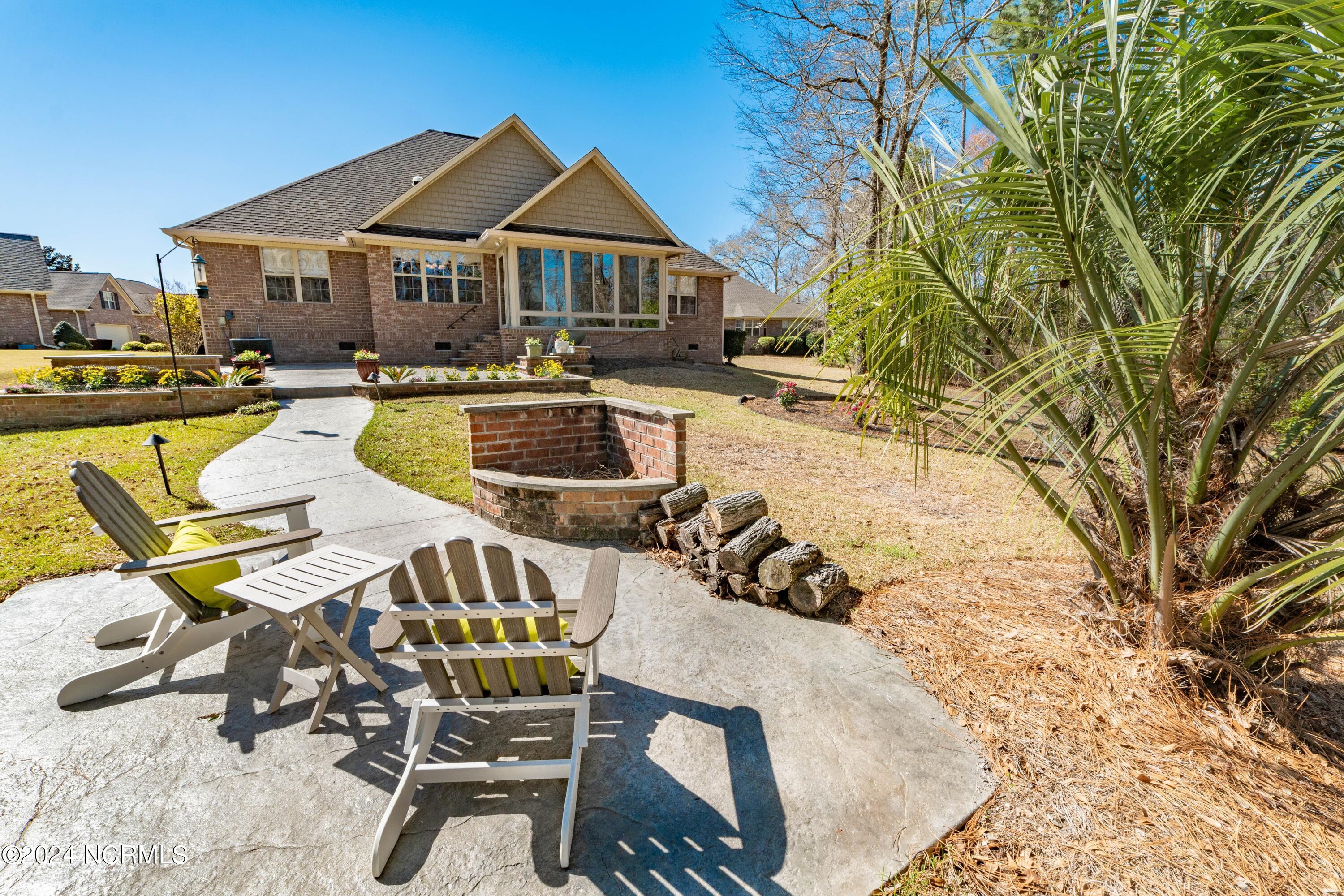 2613 Baypointe Cove