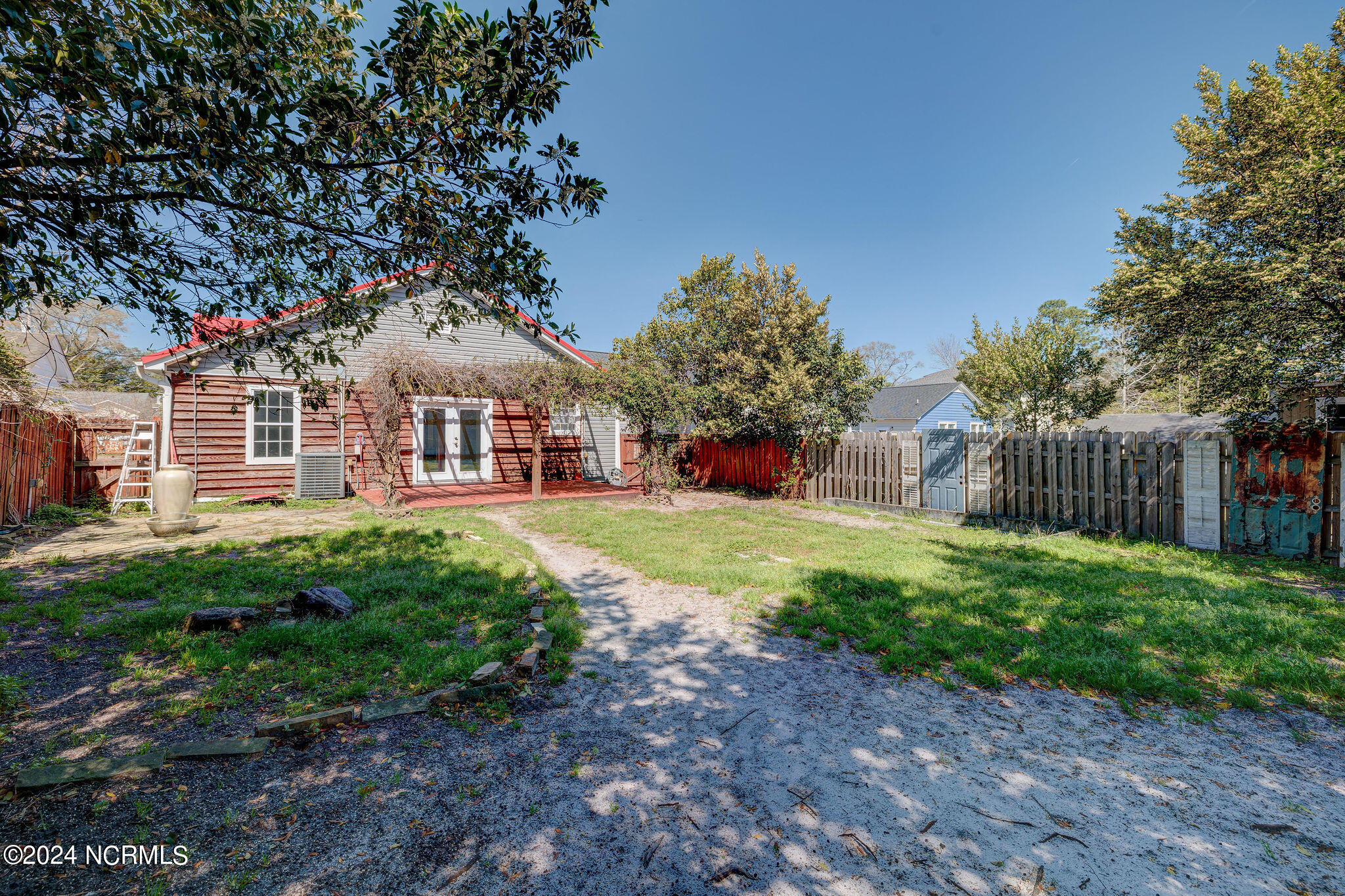 158 Central Boulevard