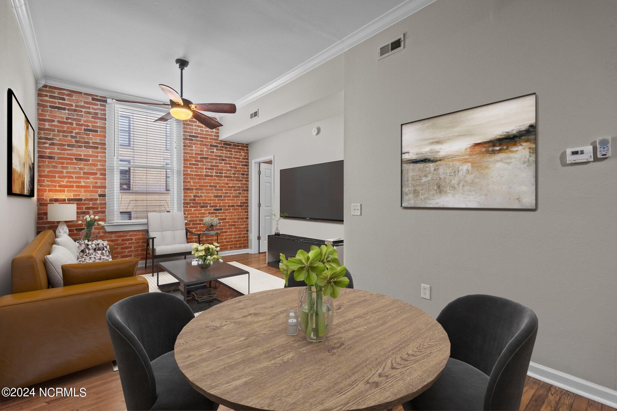 304 N Front Street, Apt M