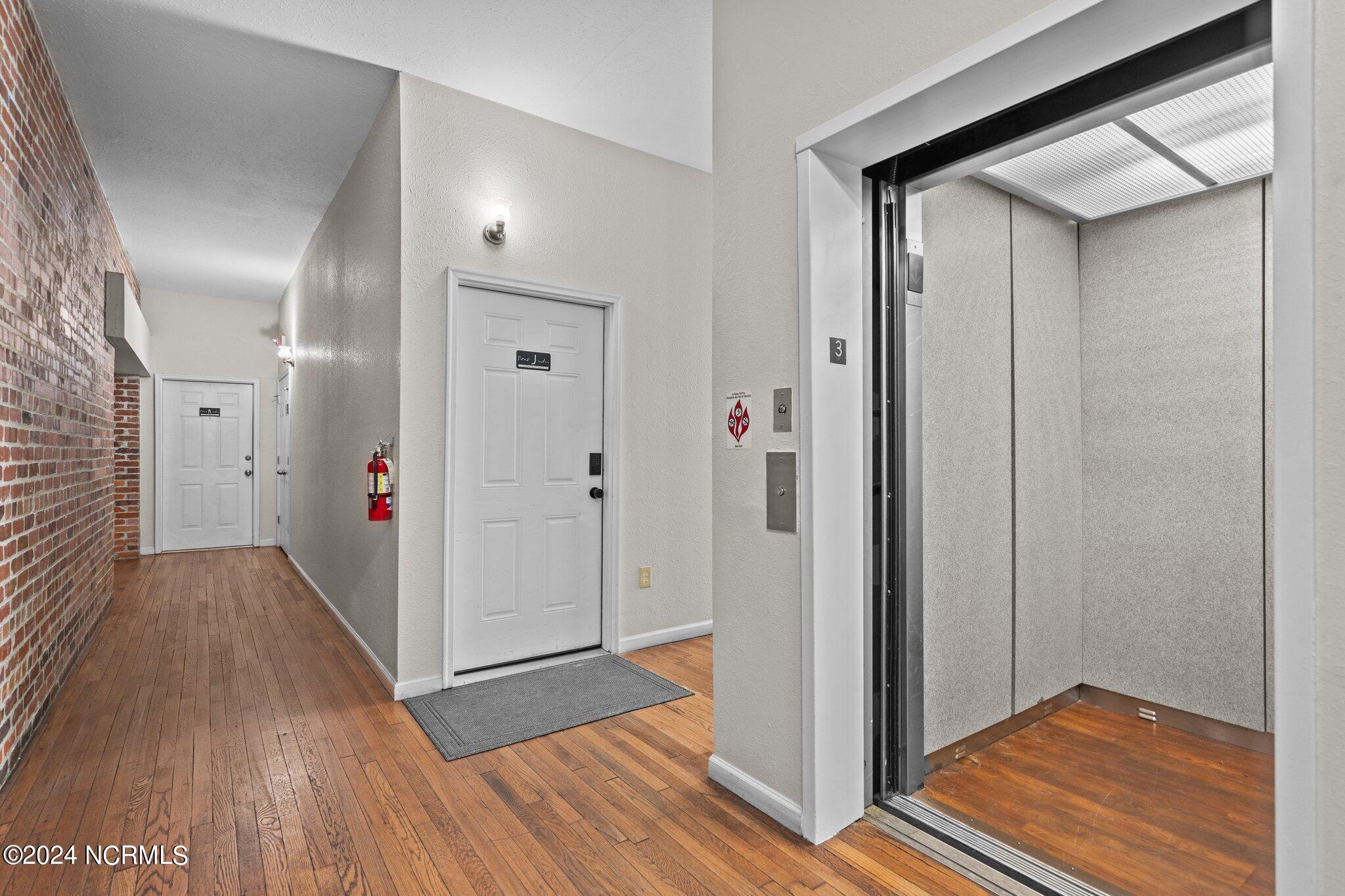 304 N Front Street, Apt M