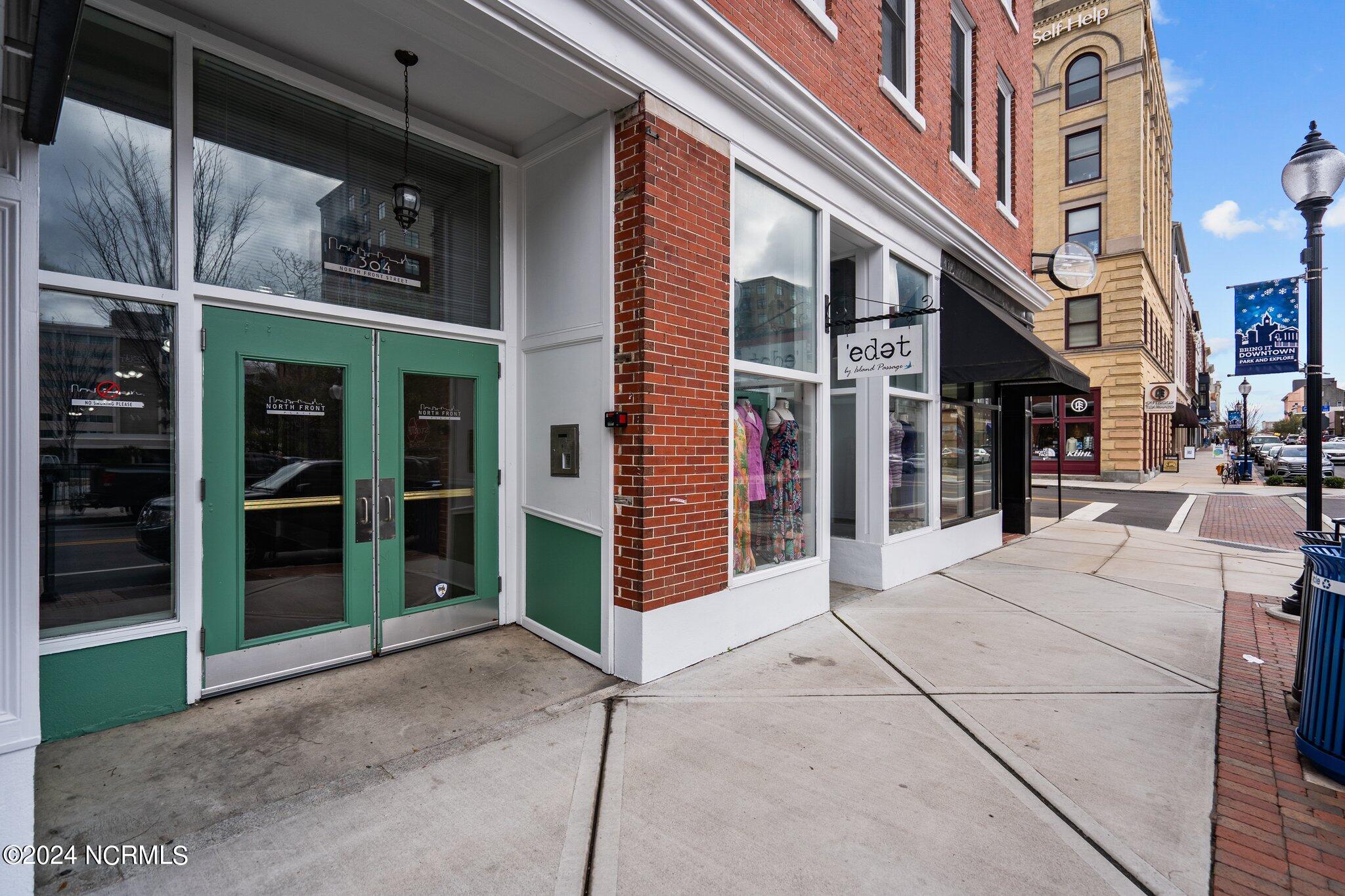 304 N Front Street, Apt M