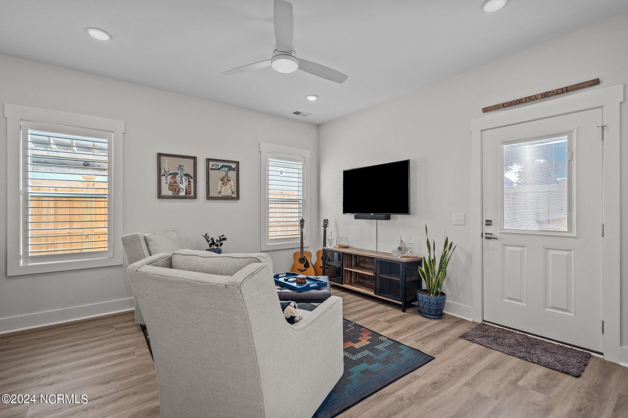 1314 Snapper Lane, 2