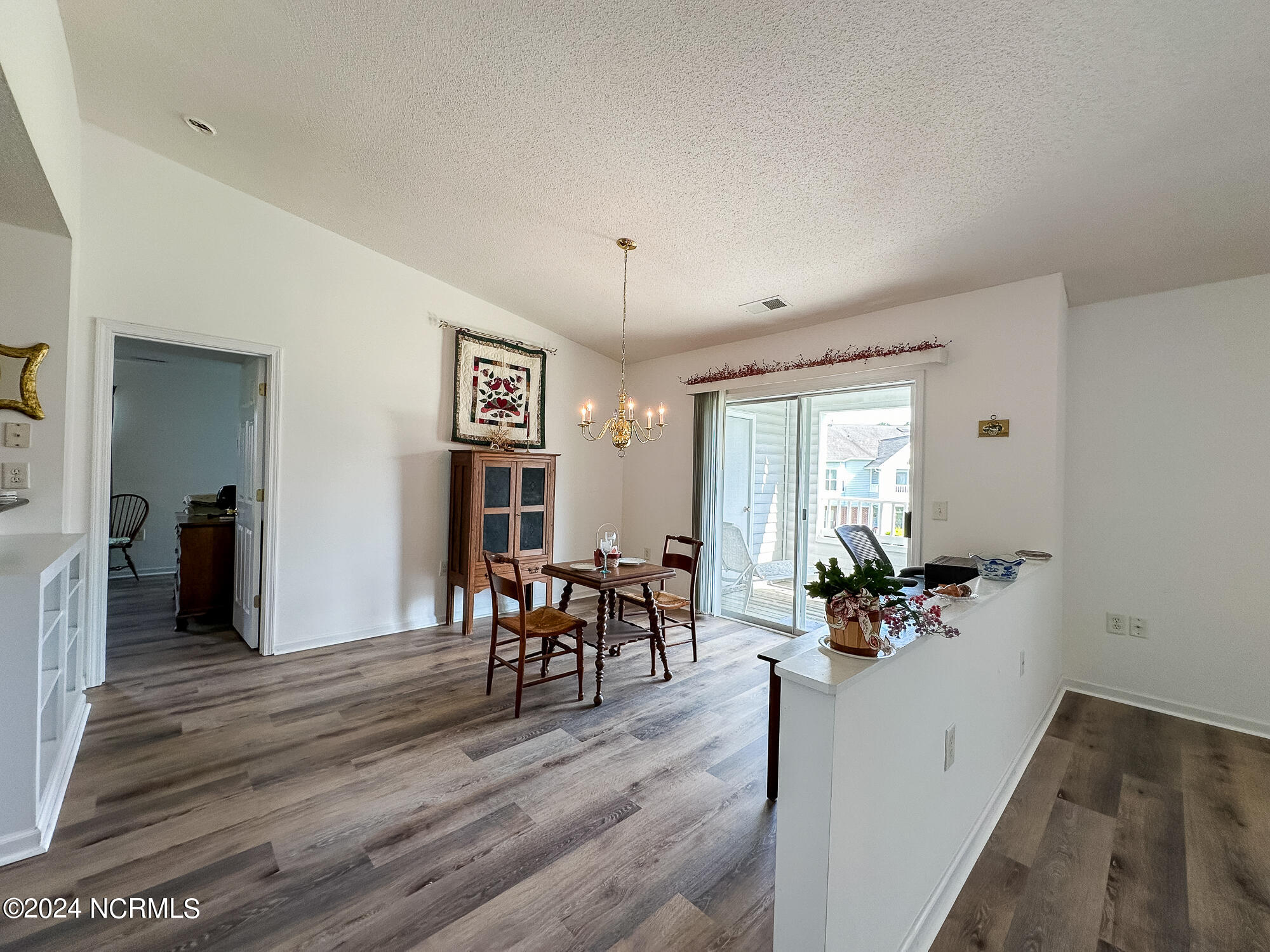 4136 Breezewood Drive 202