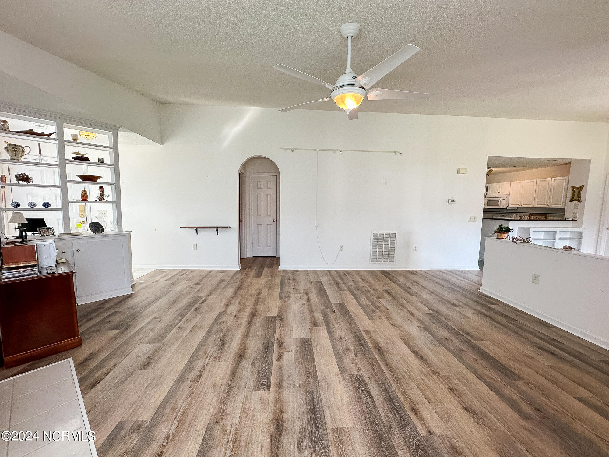 4136 Breezewood Drive 202