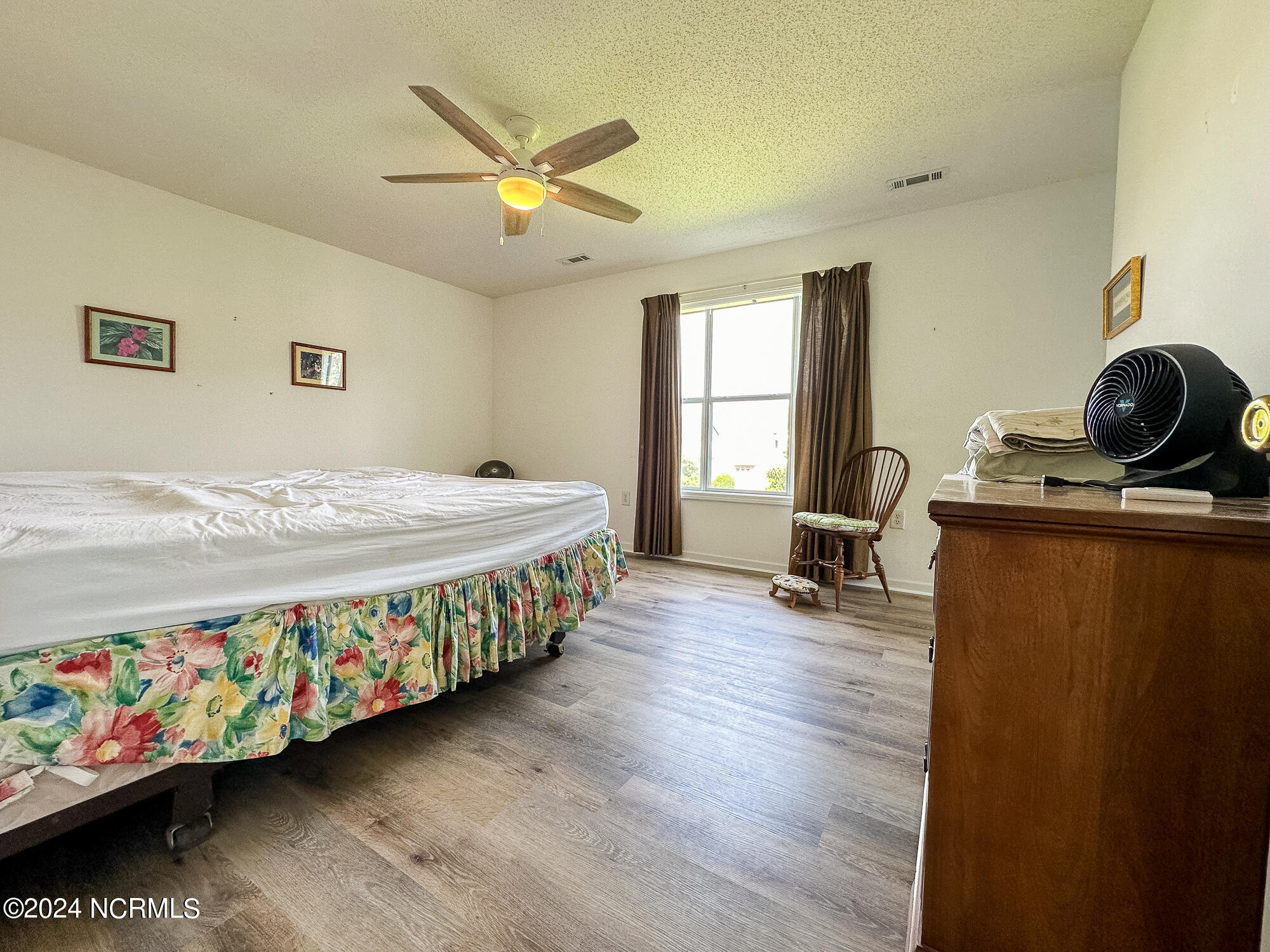 4136 Breezewood Drive 202