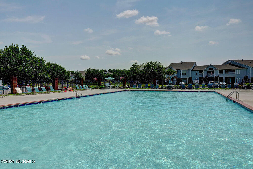 4136 Breezewood Drive 202