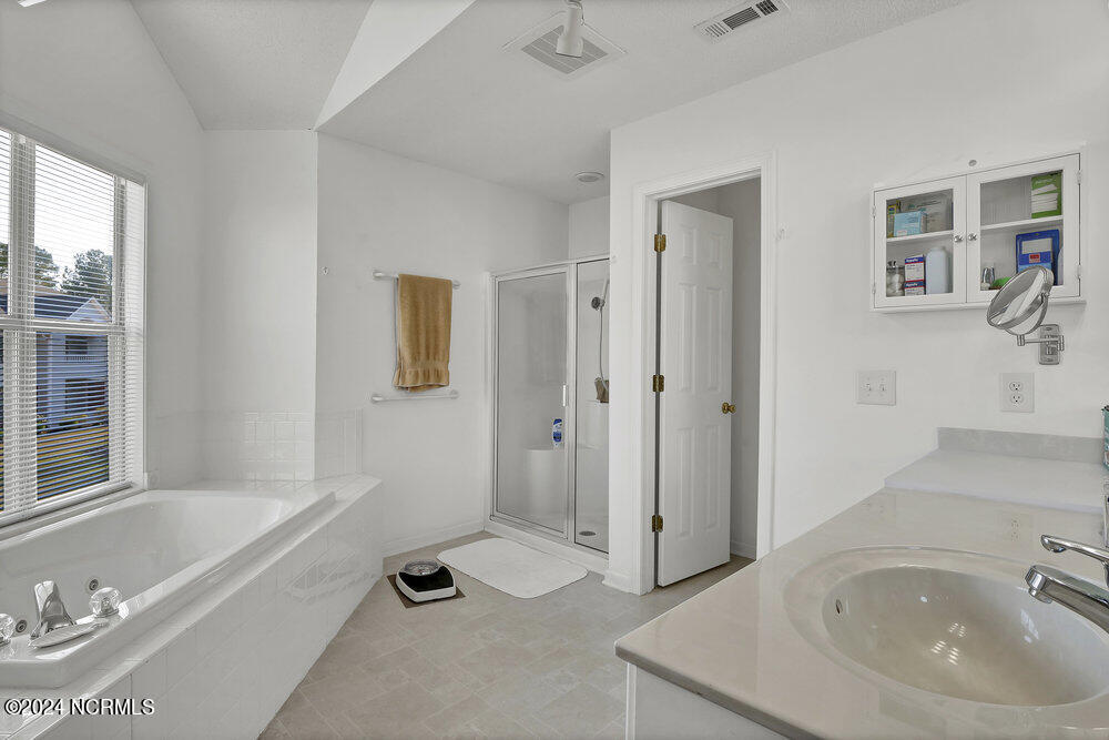 4136 Breezewood Drive 202