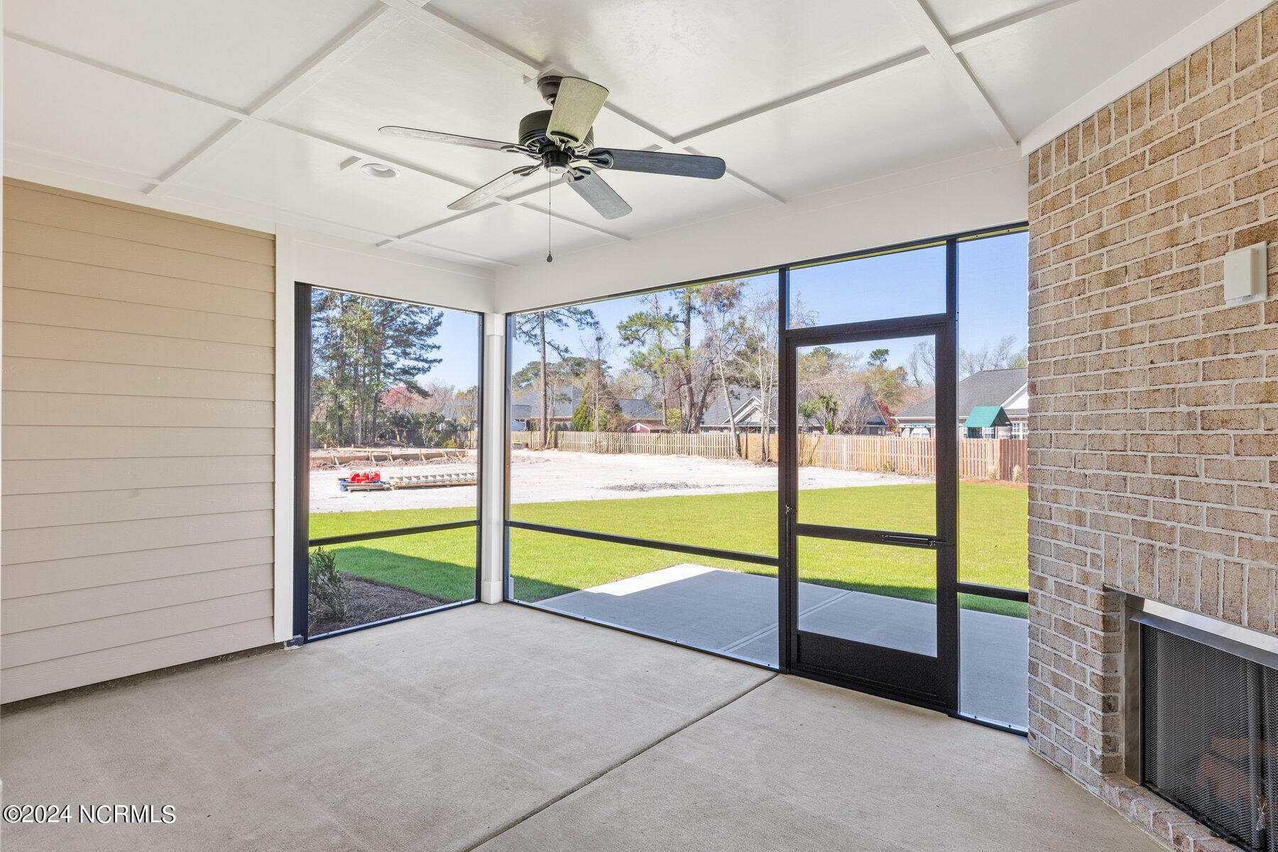 5216 Lone Eagle Court