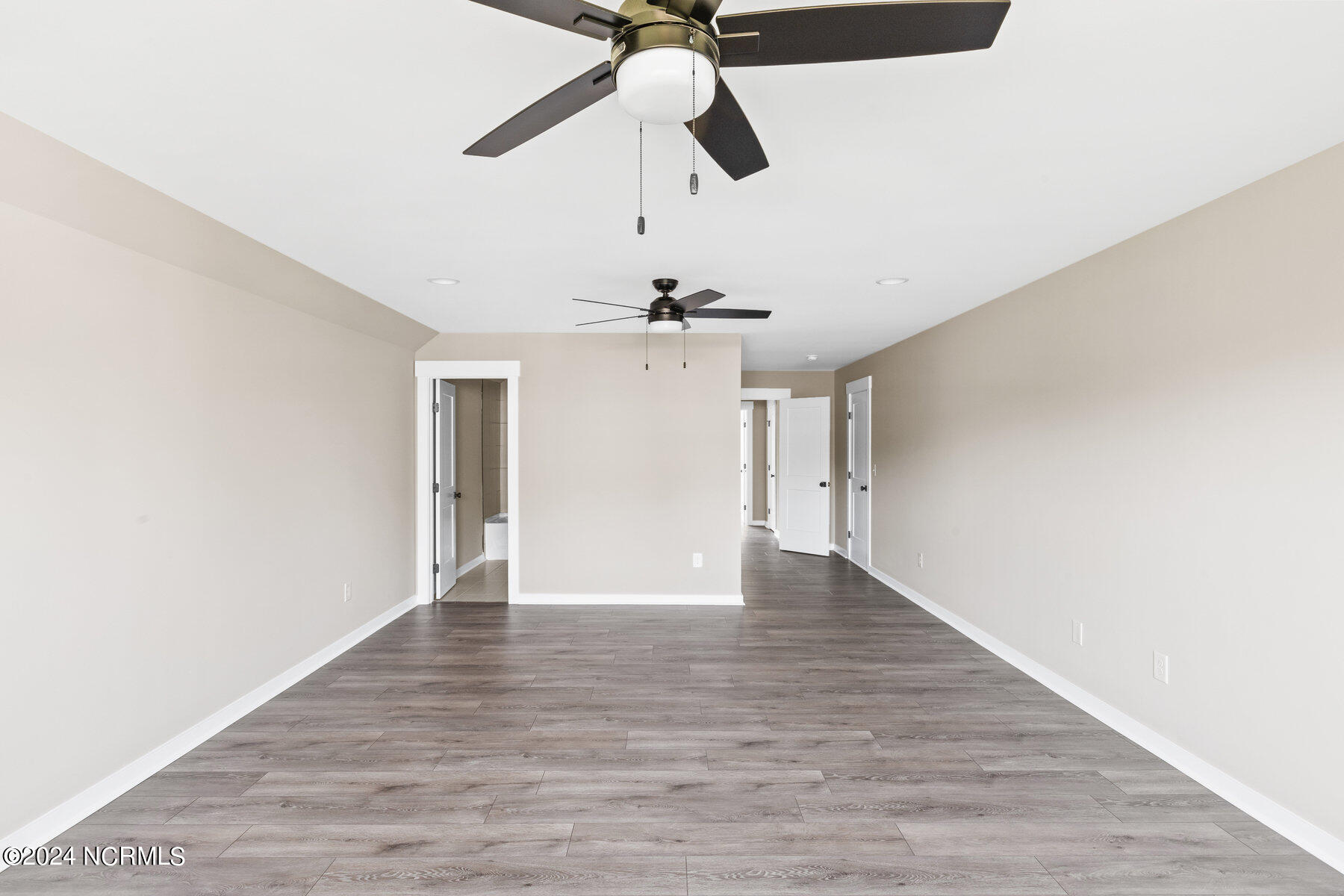 5216 Lone Eagle Court