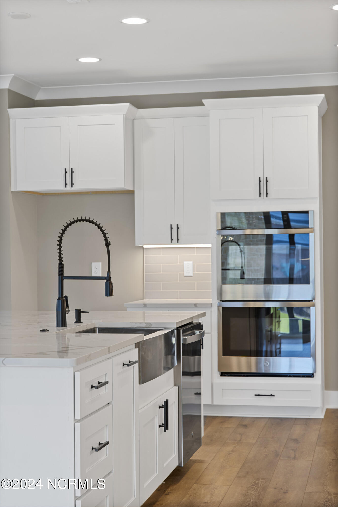 5216 Lone Eagle Court