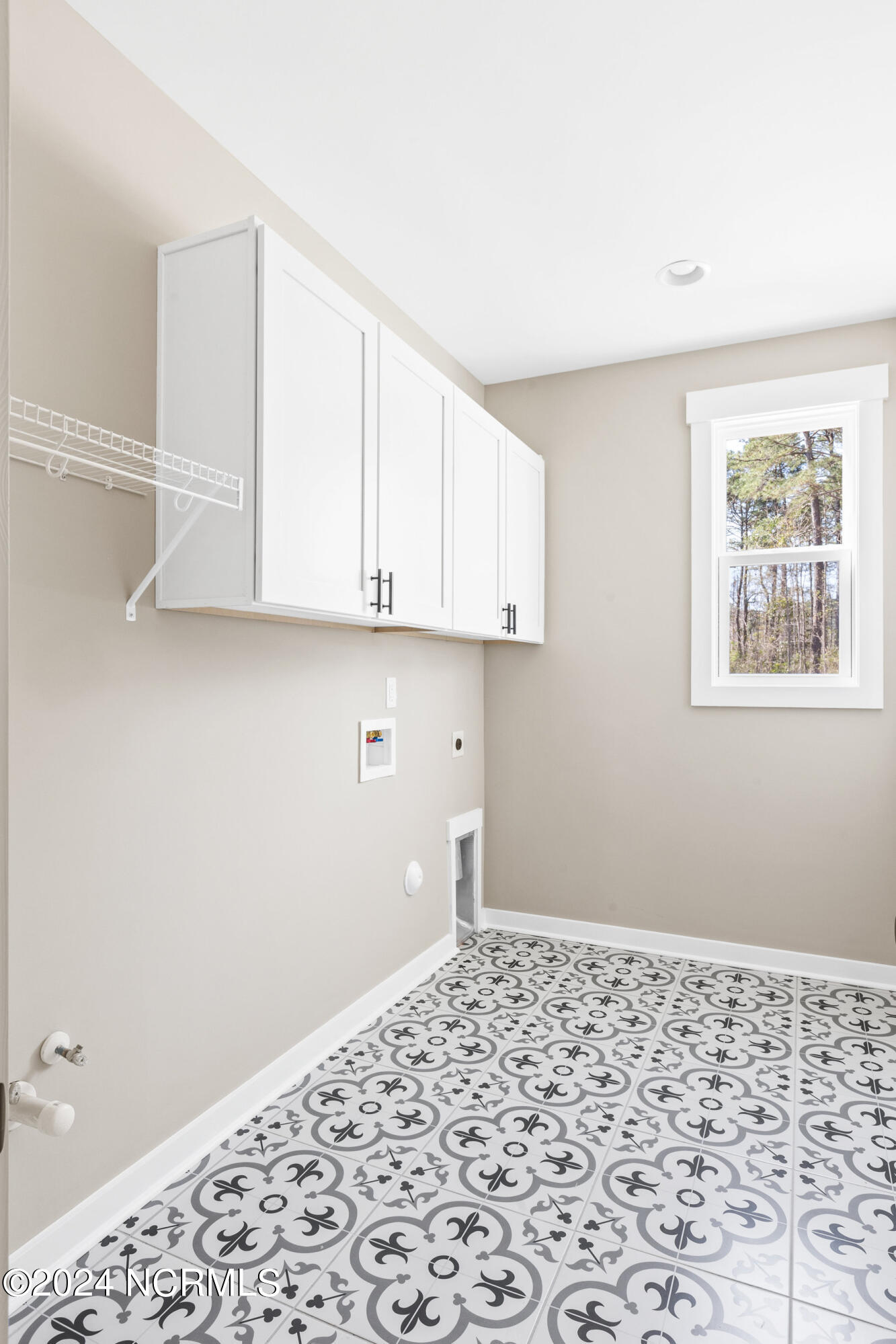 5216 Lone Eagle Court