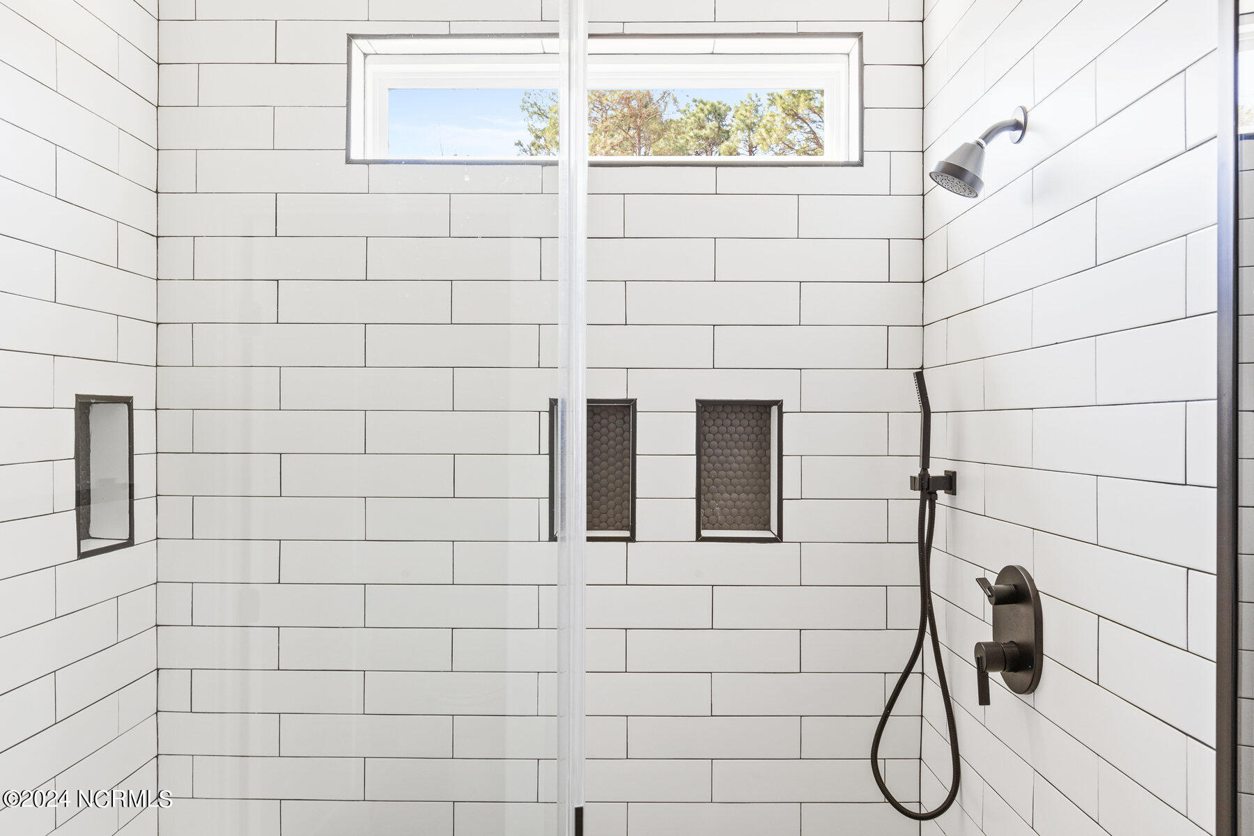 5216 Lone Eagle Court