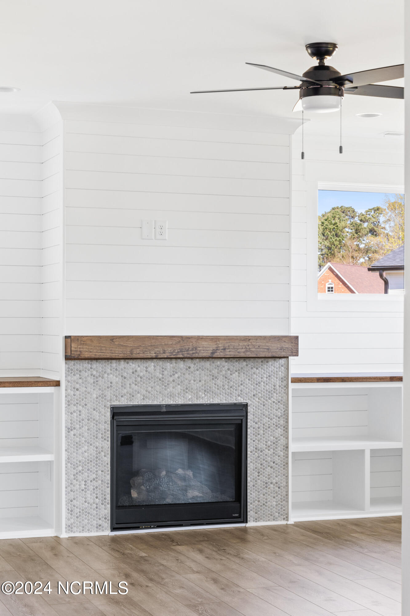 5216 Lone Eagle Court