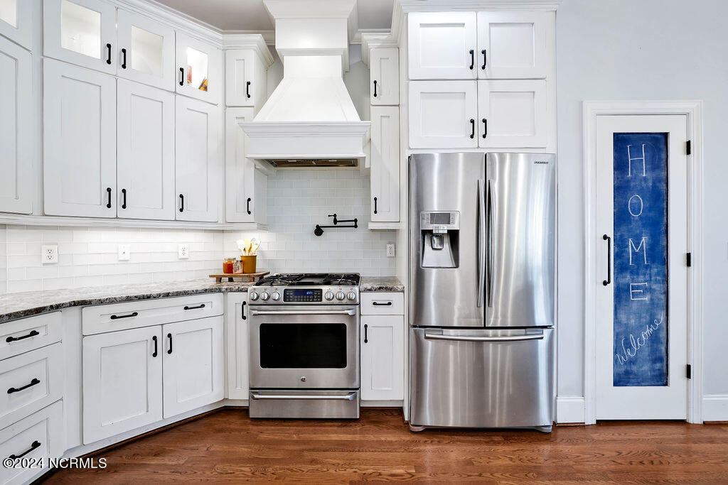 6702 Hardscrabble Court