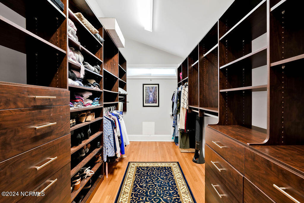 6702 Hardscrabble Court