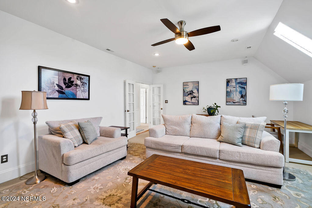 6702 Hardscrabble Court