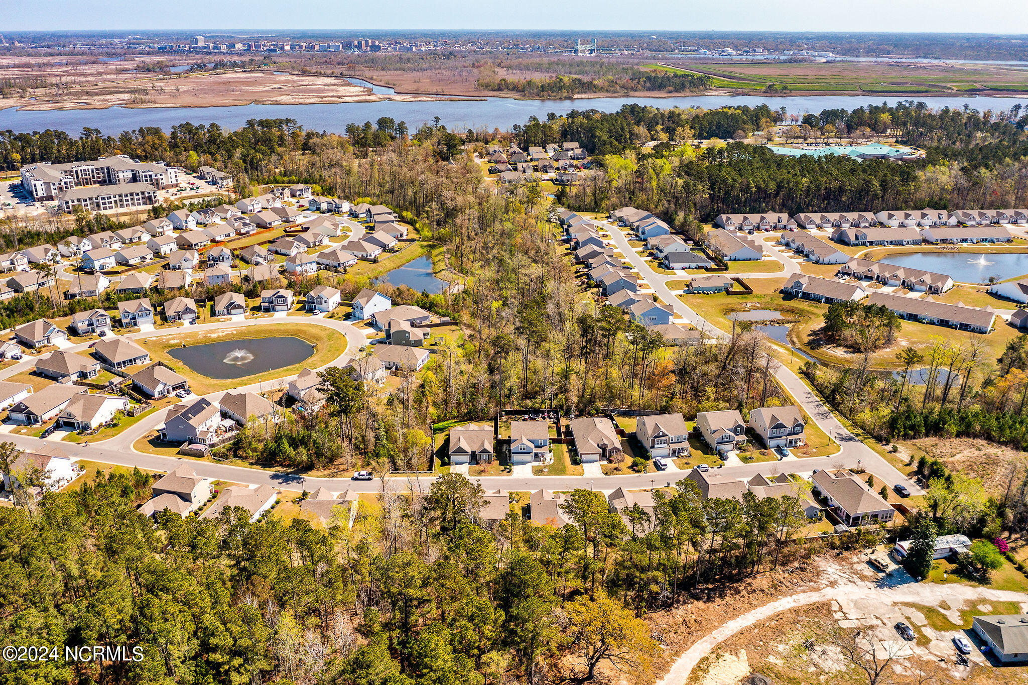 543 Esthwaite Drive SE