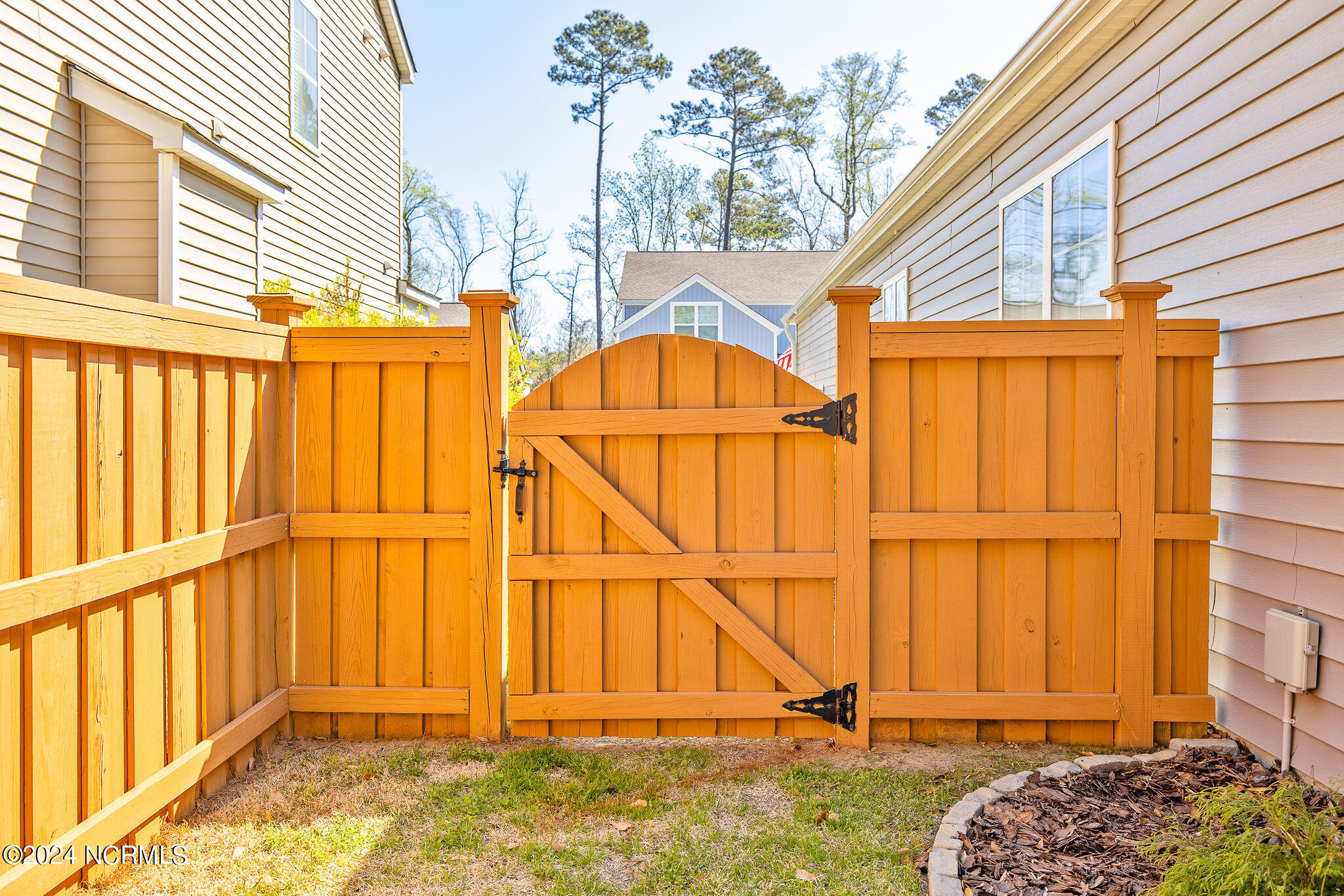 543 Esthwaite Drive SE